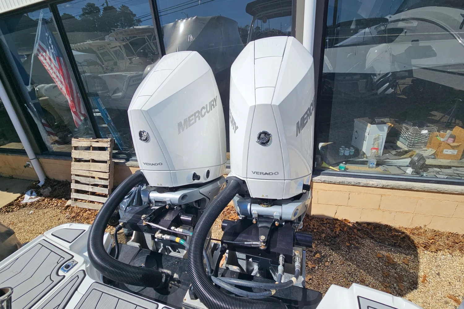 2024 Monterey 305 SS Image Thumbnail #14