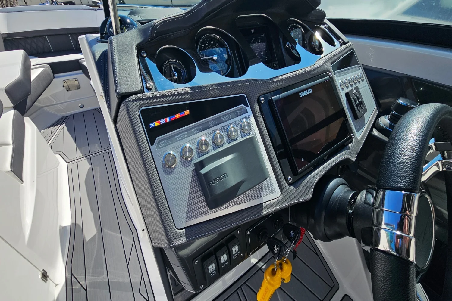 2024 Monterey 305 SS Image Thumbnail #27