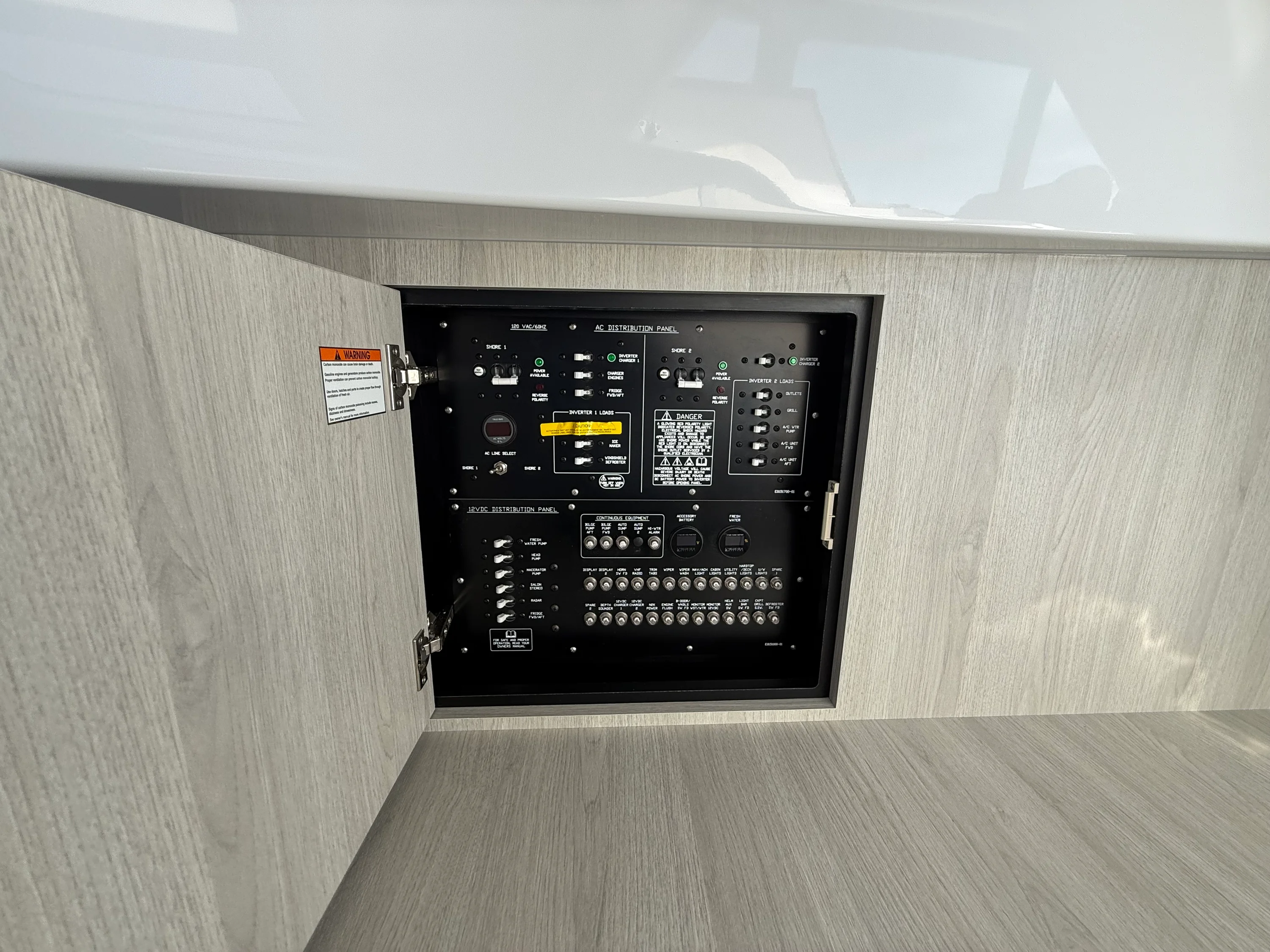 2026 Cruisers Yachts 38 VTR EC Image Thumbnail #25