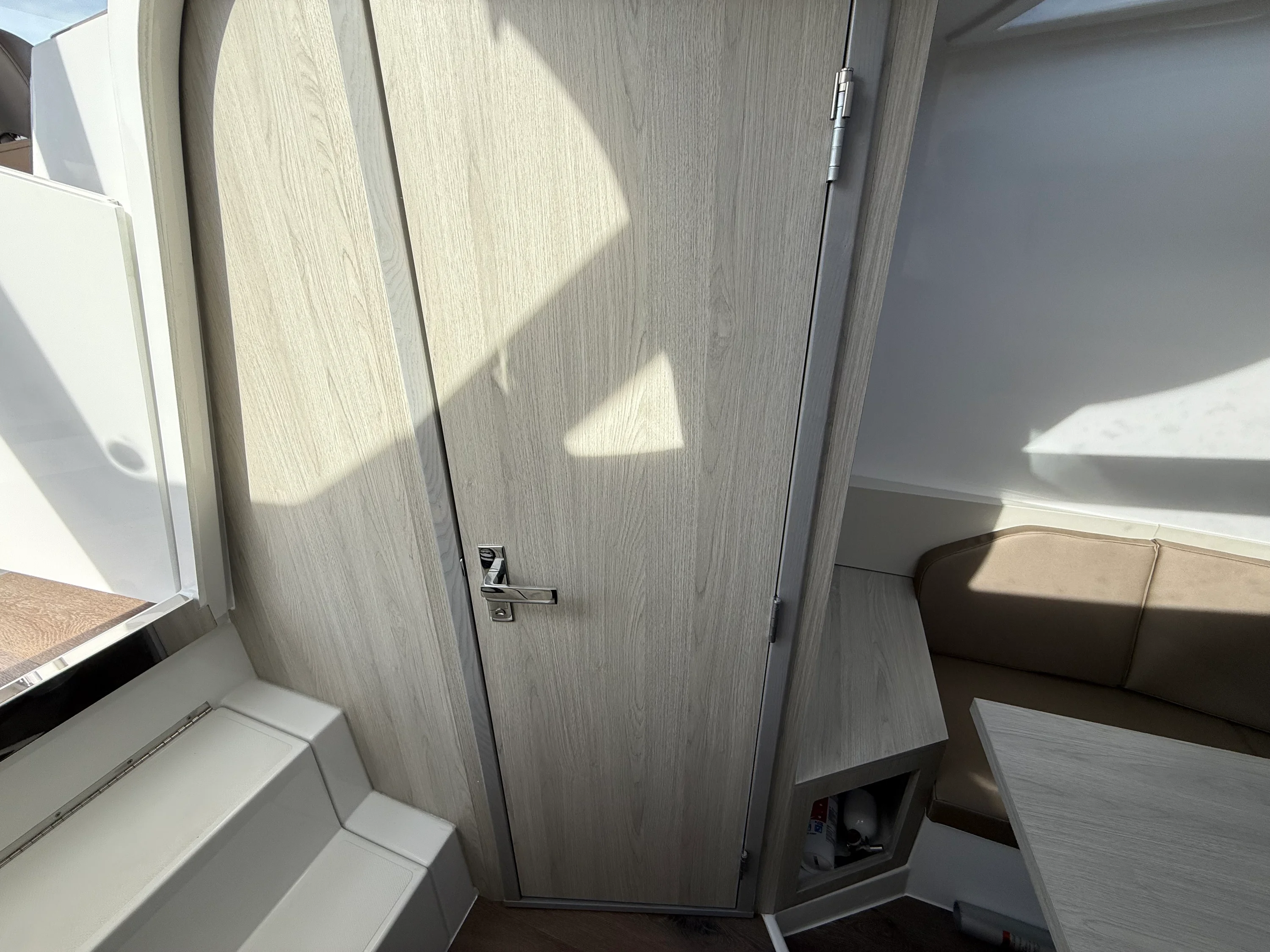 2026 Cruisers Yachts 38 VTR EC Image Thumbnail #29