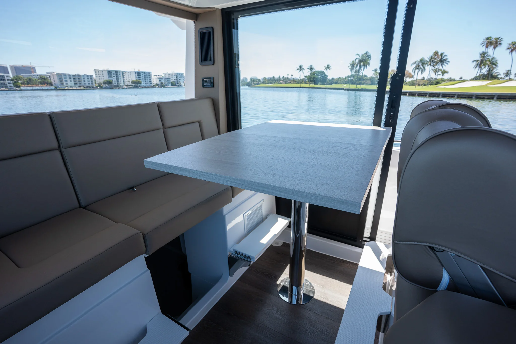 2026 Cruisers Yachts 38 VTR EC Image Thumbnail #27