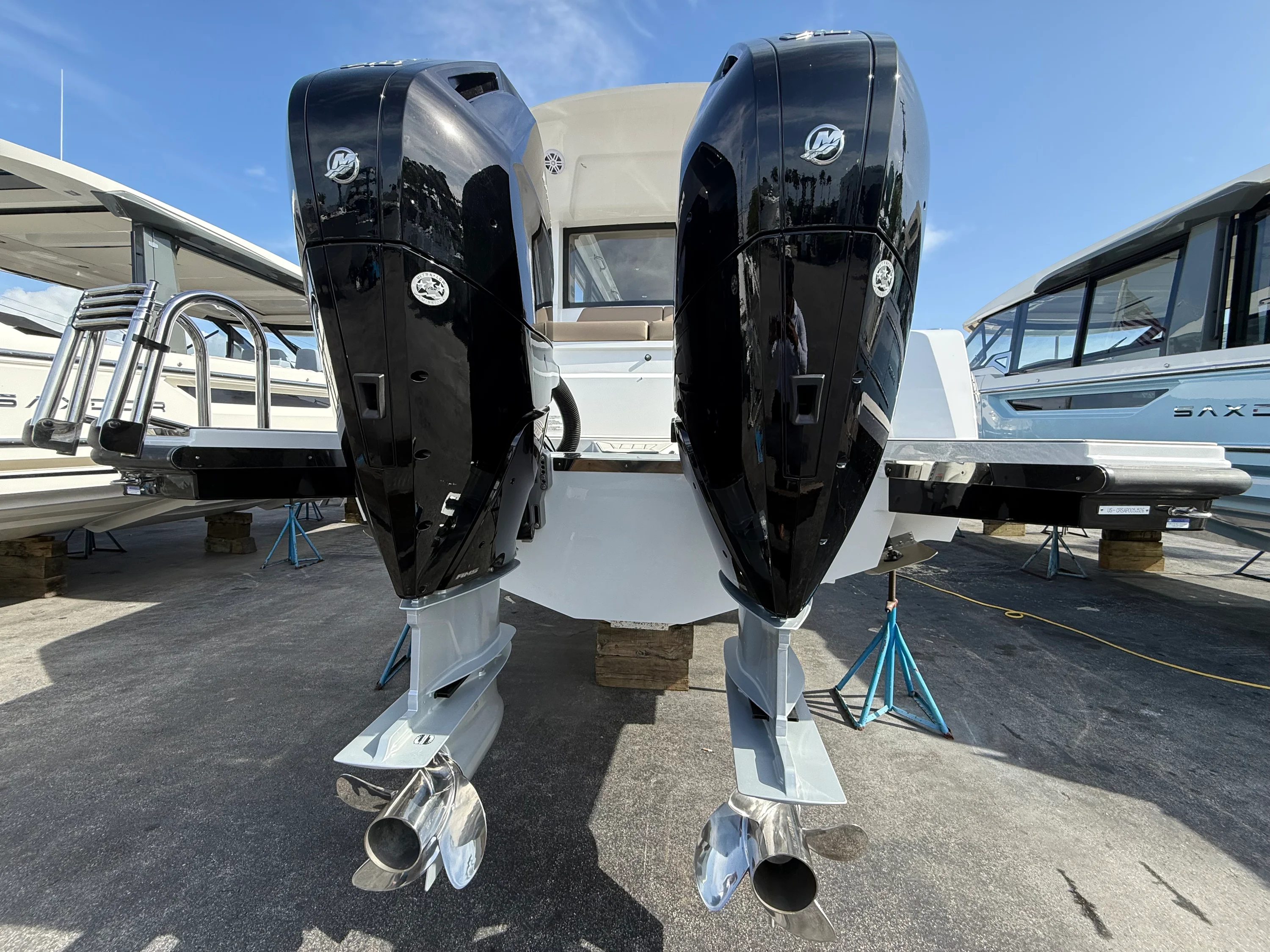 2026 Cruisers Yachts 38 VTR EC Image Thumbnail #10