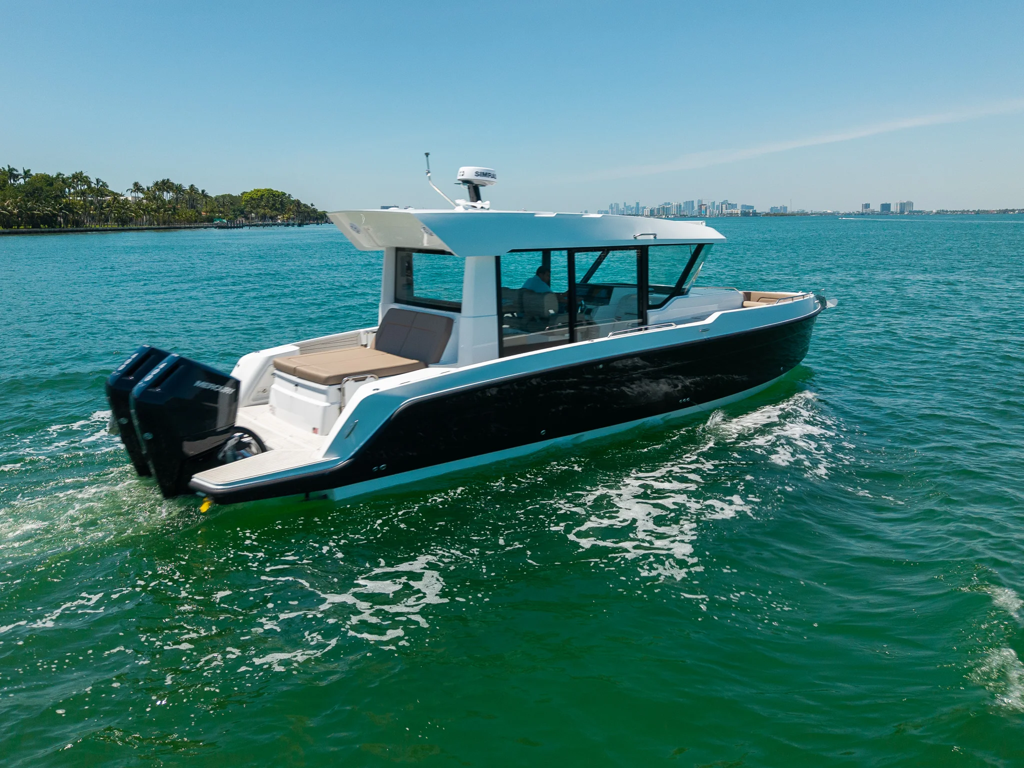 2026 Cruisers Yachts 38 VTR EC Image Thumbnail #6