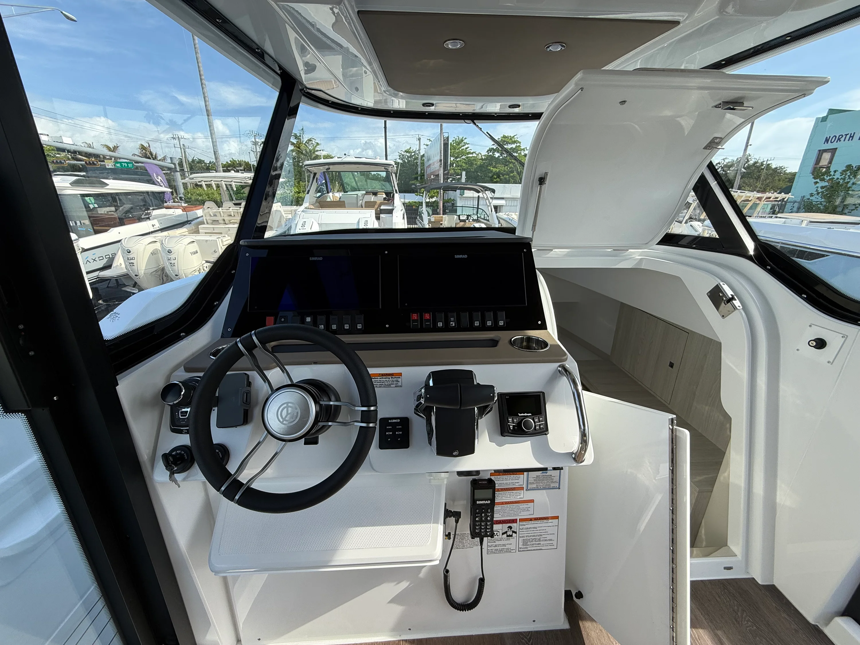 2026 Cruisers Yachts 38 VTR EC Image Thumbnail #18