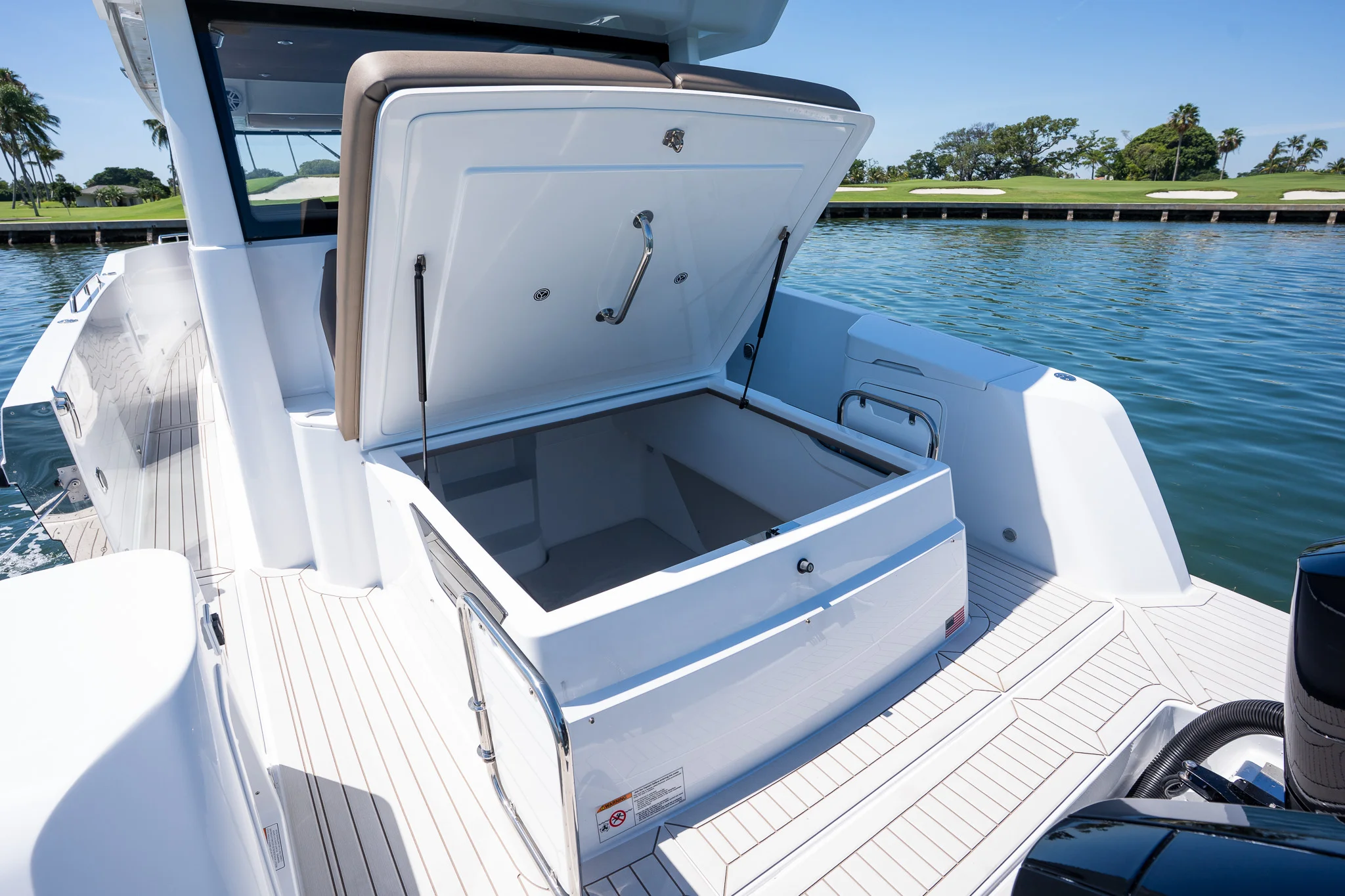 2026 Cruisers Yachts 38 VTR EC Image Thumbnail #21