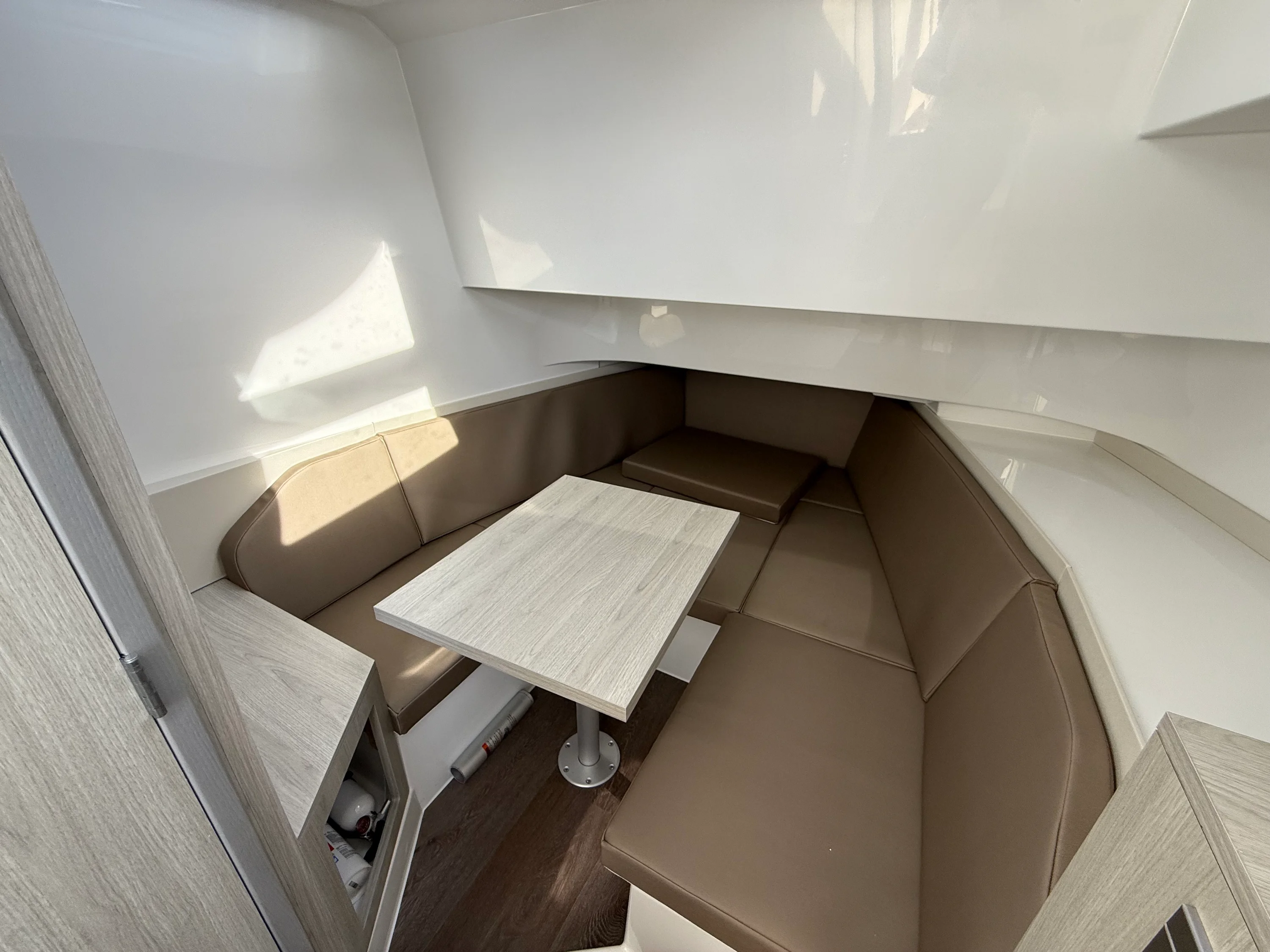 2026 Cruisers Yachts 38 VTR EC Image Thumbnail #23