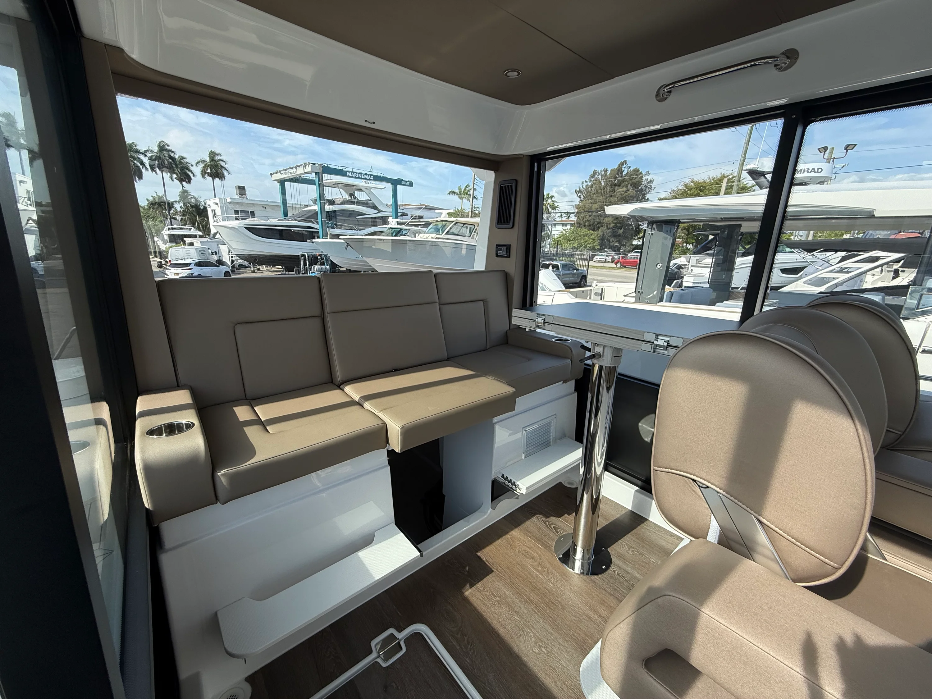 2026 Cruisers Yachts 38 VTR EC Image Thumbnail #16