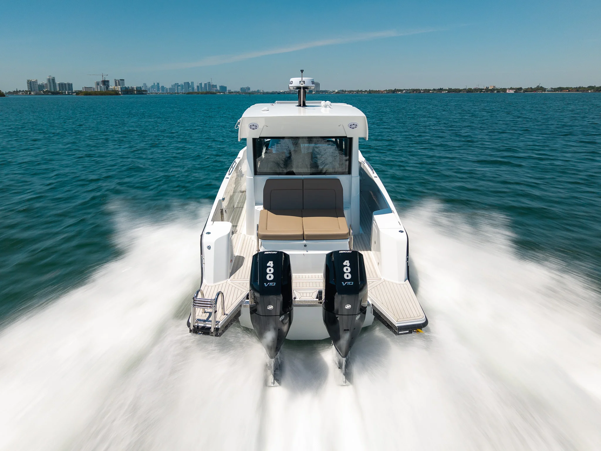 2026 Cruisers Yachts 38 VTR EC Image Thumbnail #2