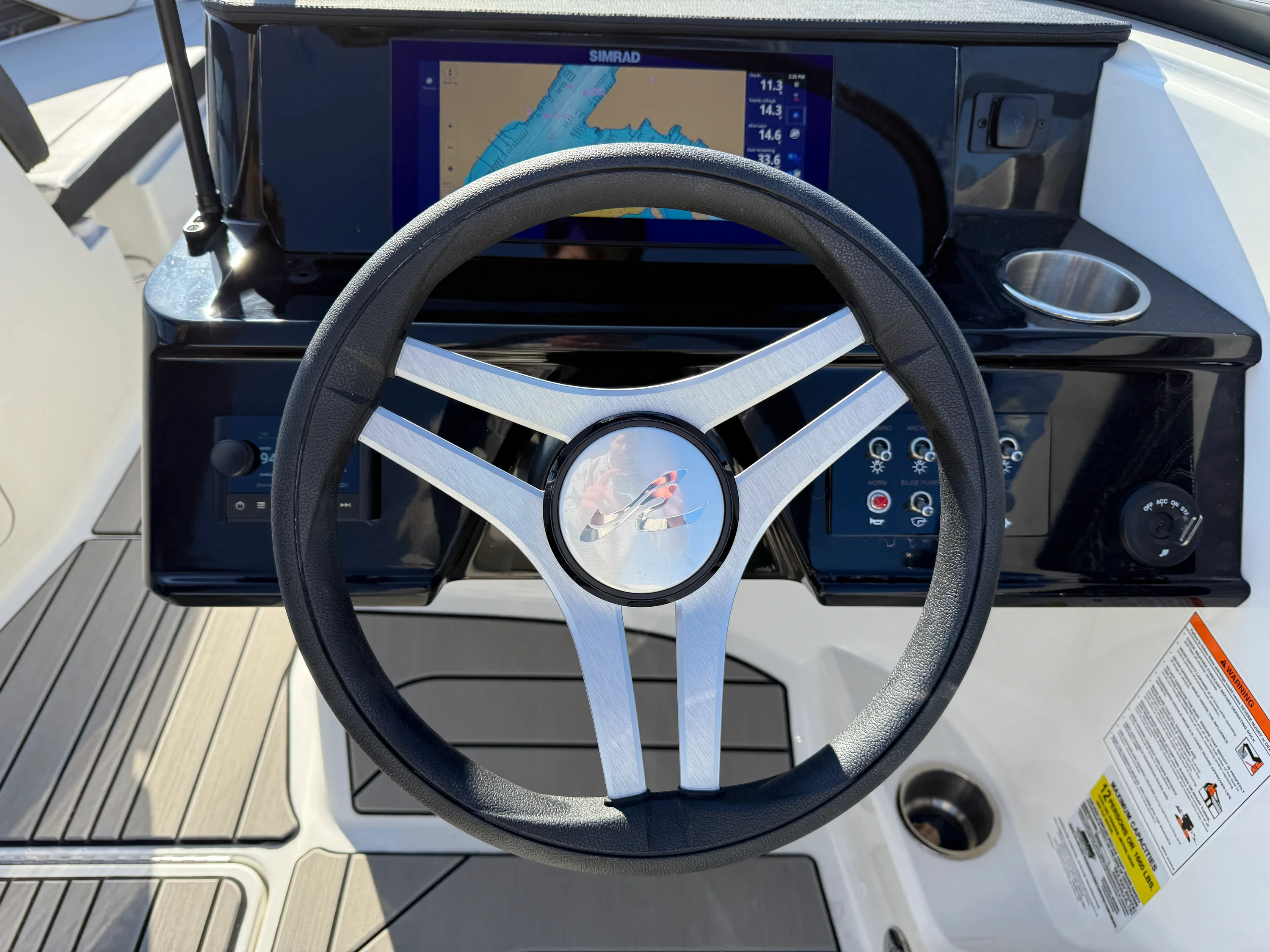 2026 Sea Ray SPX 210 Outboard Image Thumbnail #22