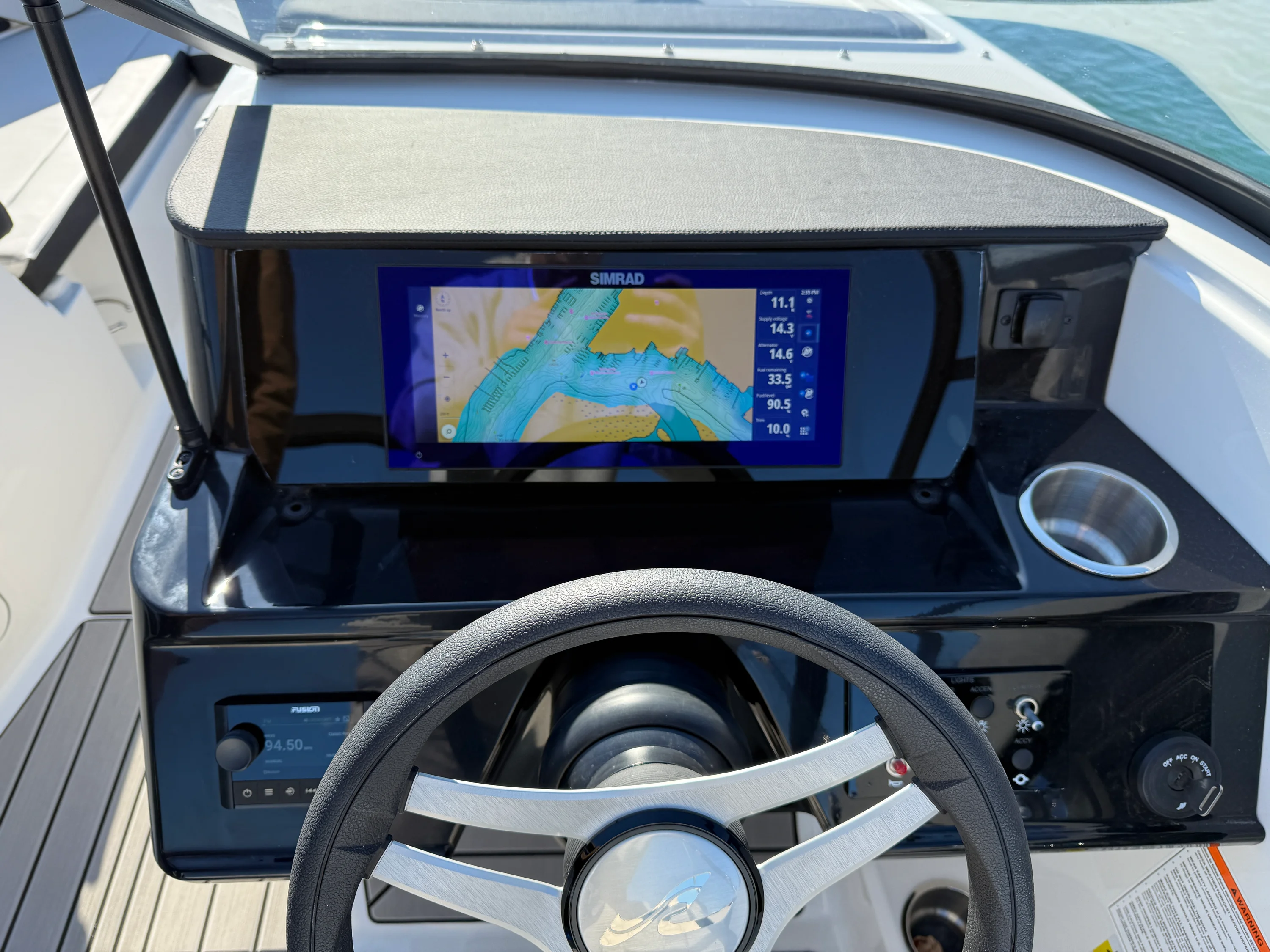 2026 Sea Ray SPX 210 Outboard Image Thumbnail #21