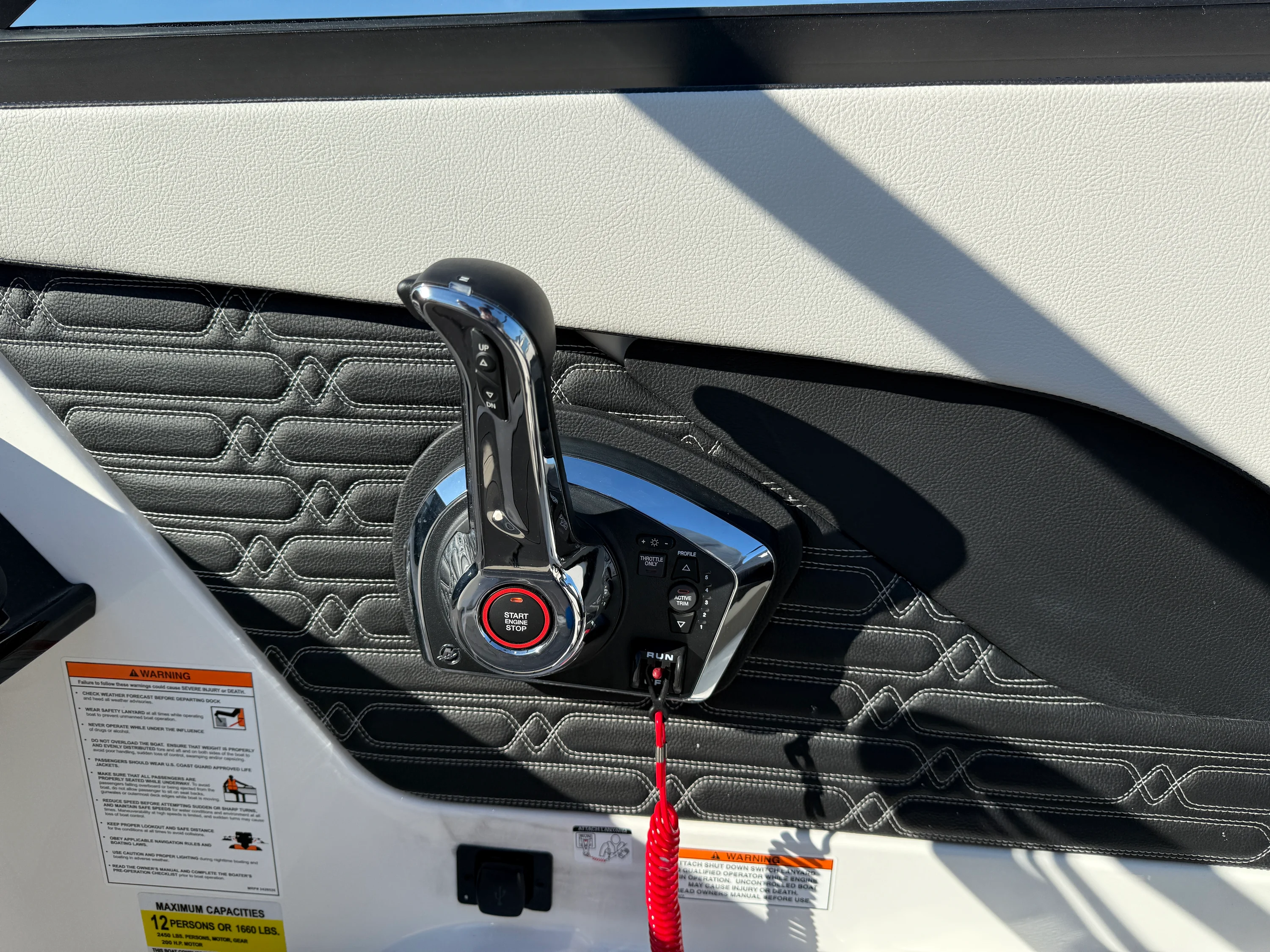 2026 Sea Ray SPX 210 Outboard Image Thumbnail #23