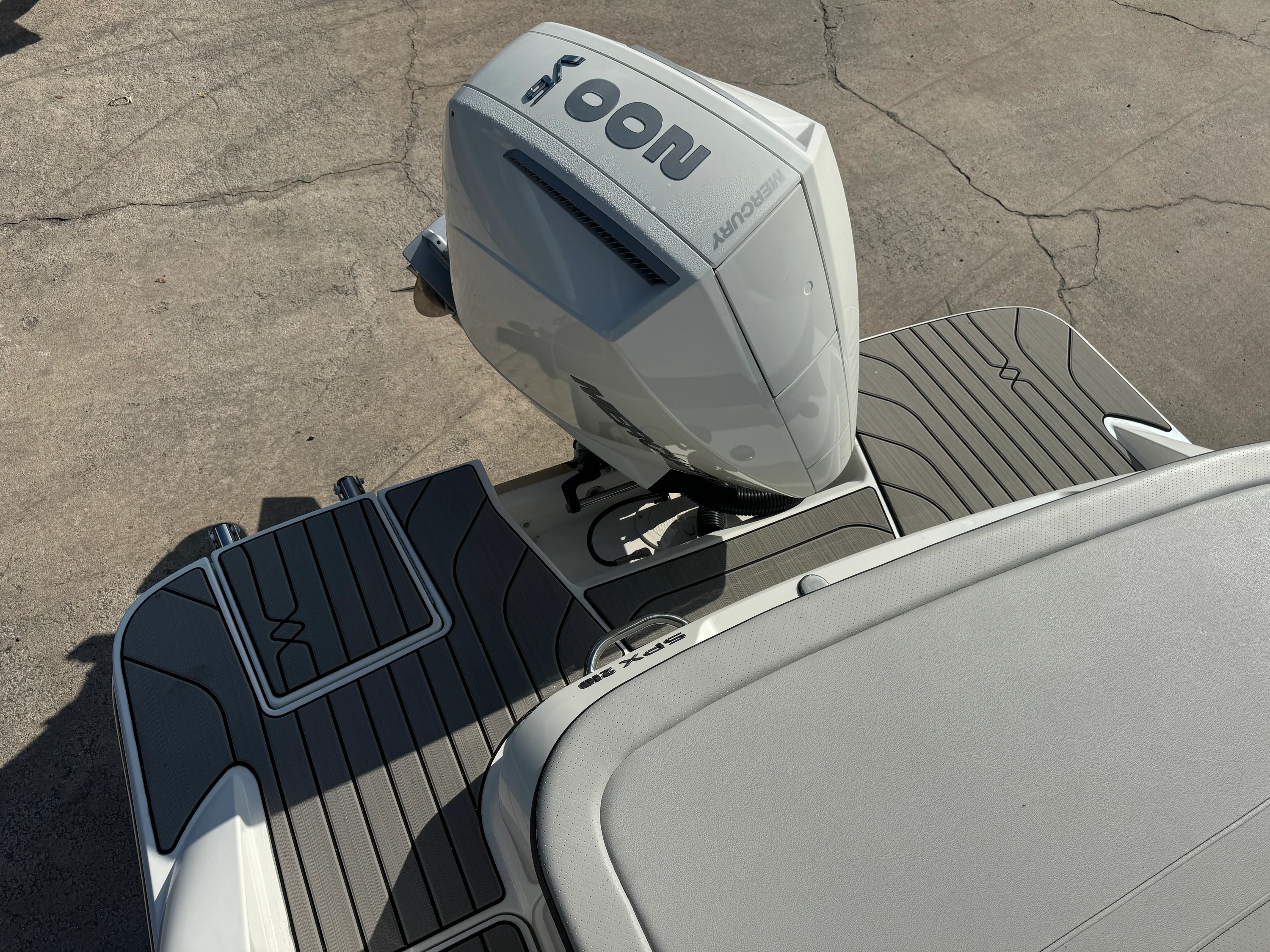 2026 Sea Ray SPX 210 Outboard Image Thumbnail #5