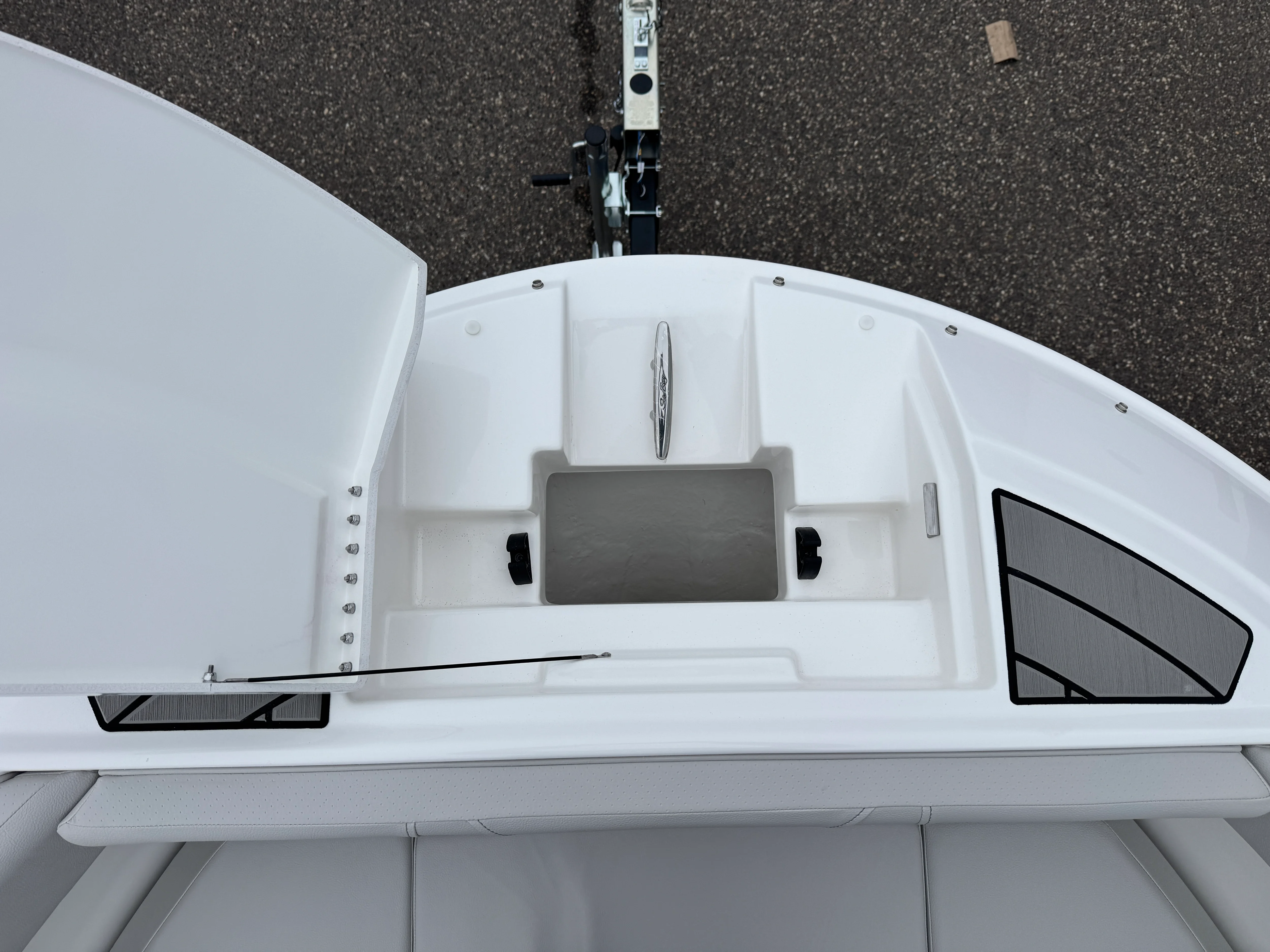 2026 Sea Ray SDX 230 Image Thumbnail #54