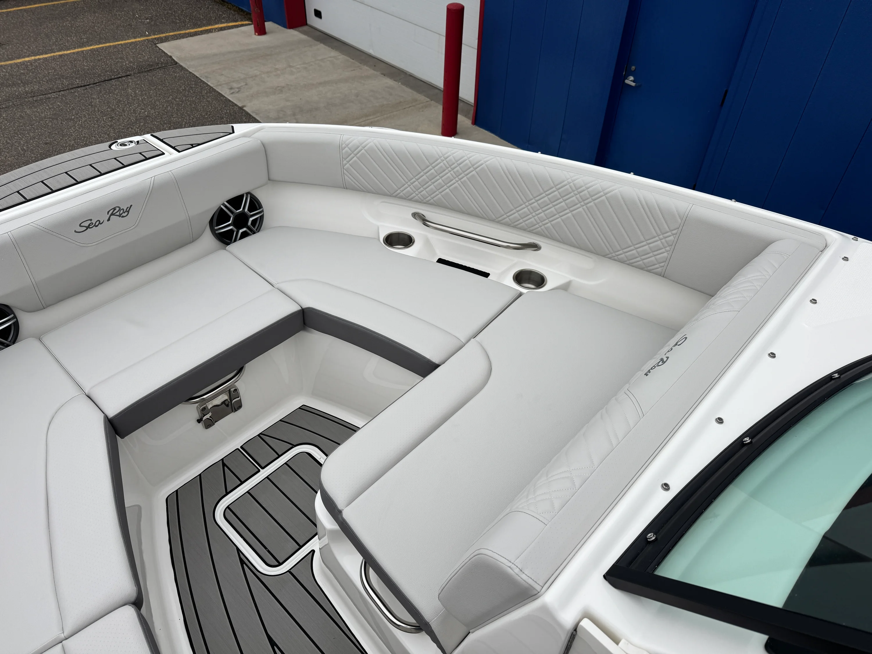 2026 Sea Ray SDX 230 Image Thumbnail #48