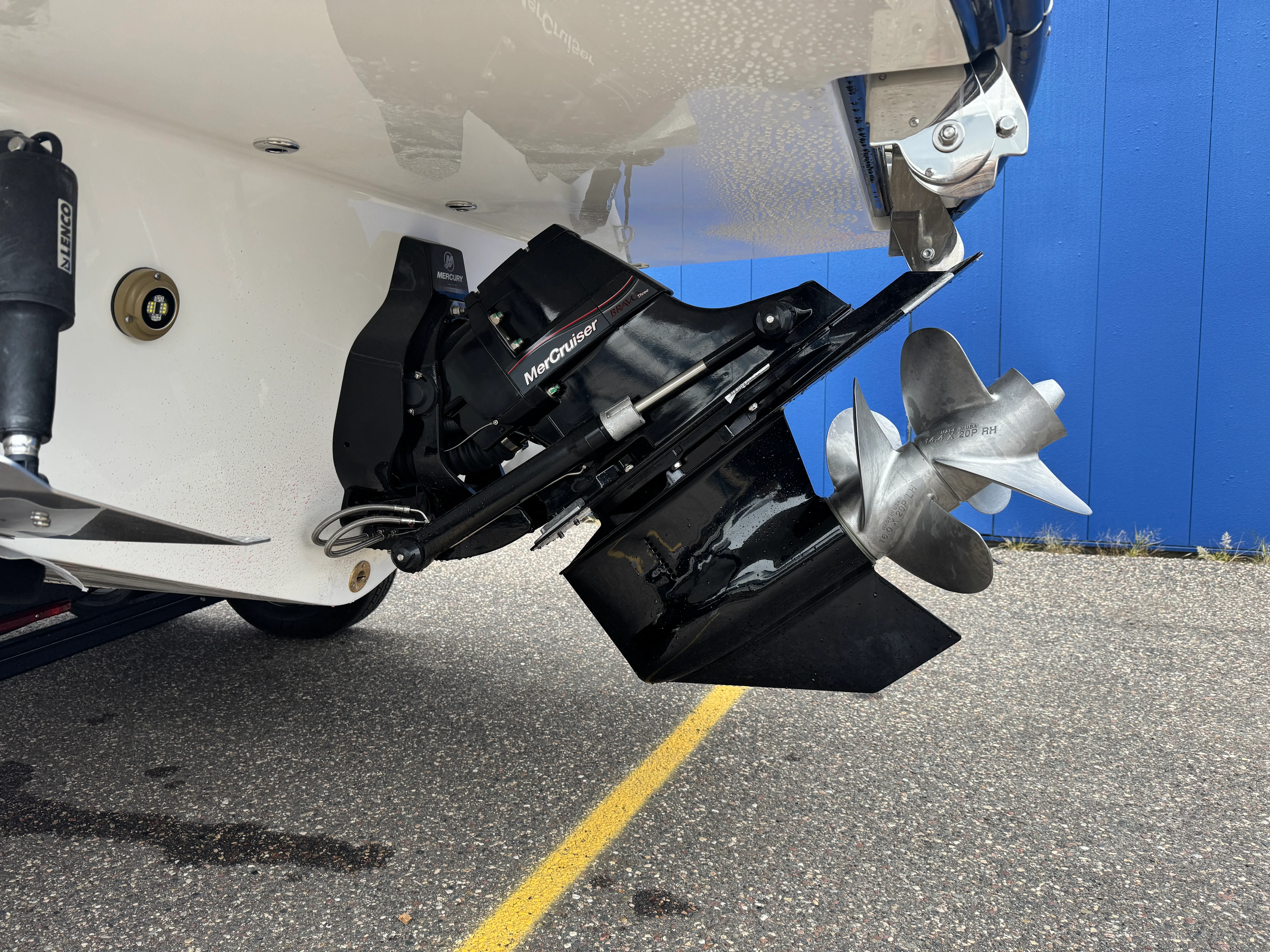 2026 Sea Ray SDX 230 Image Thumbnail #4