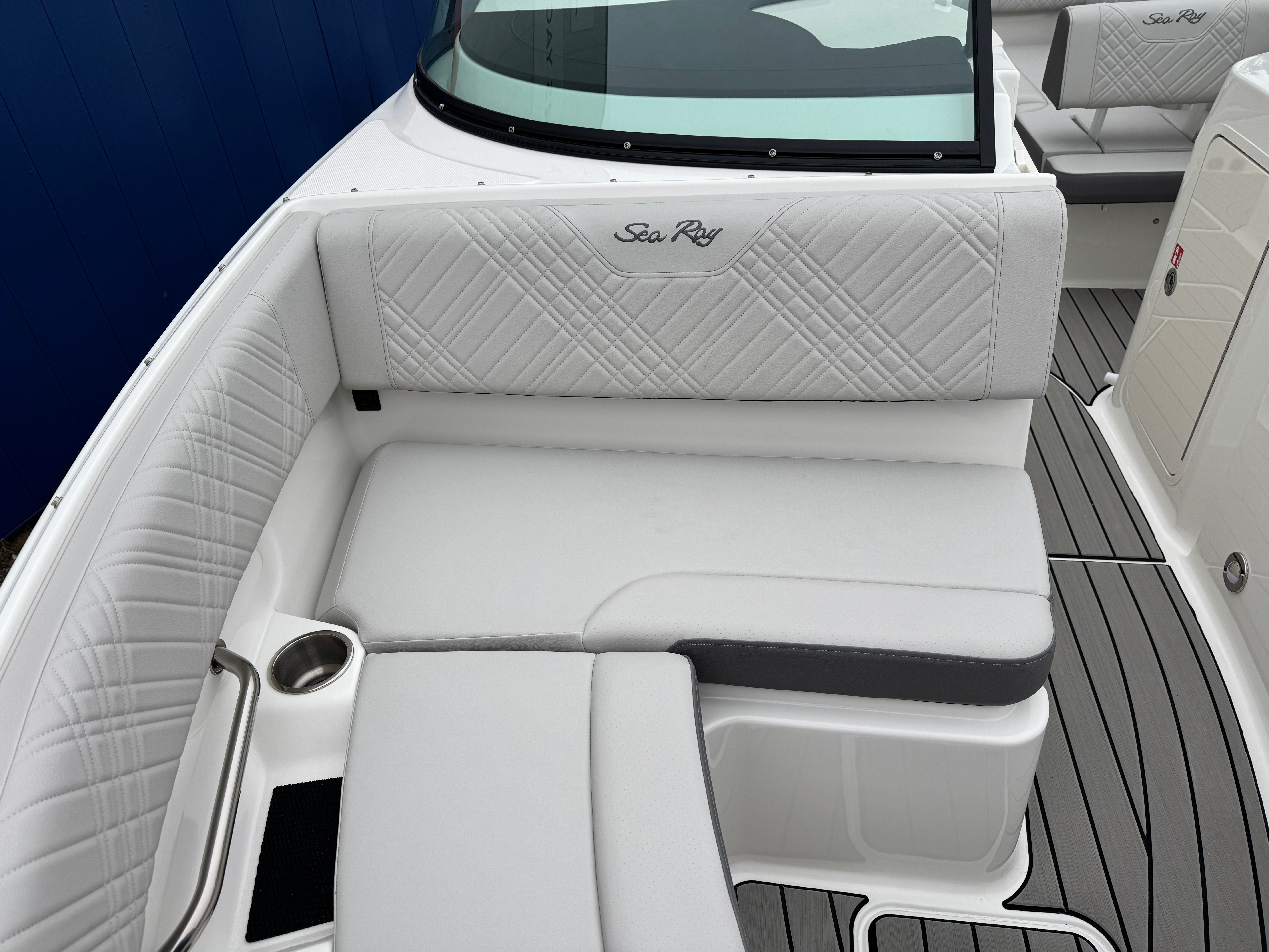 2026 Sea Ray SDX 230 Image Thumbnail #55