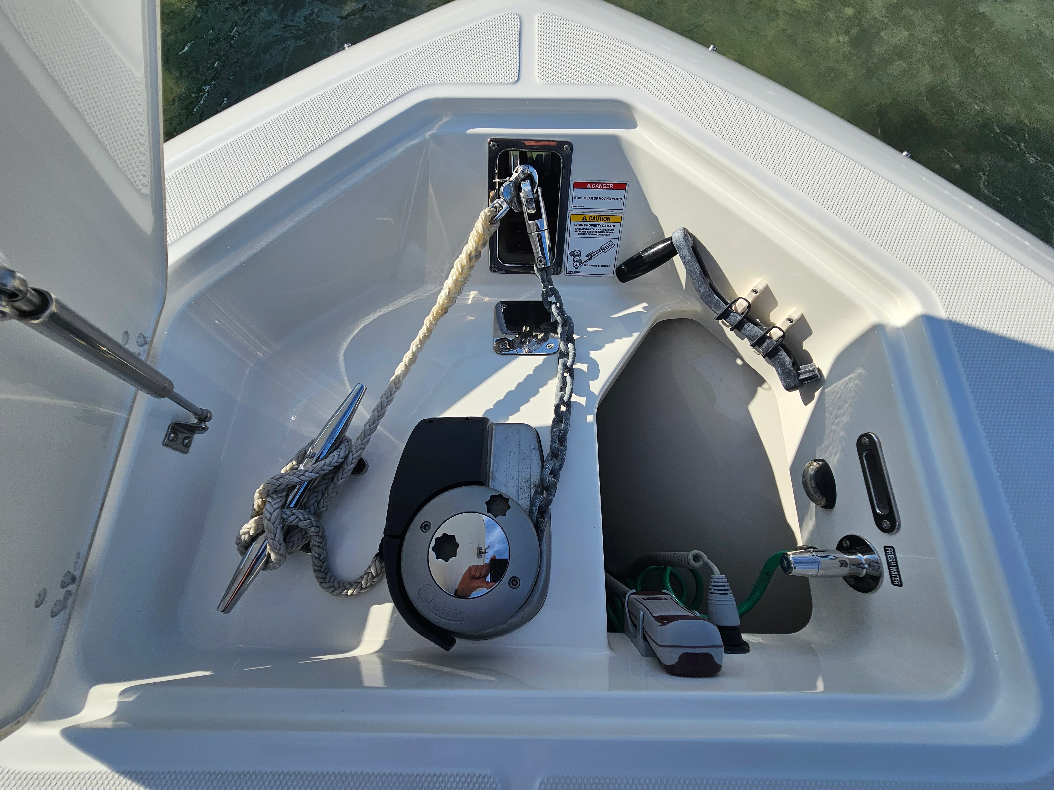 2021 Boston Whaler 350 REALM Image Thumbnail #46