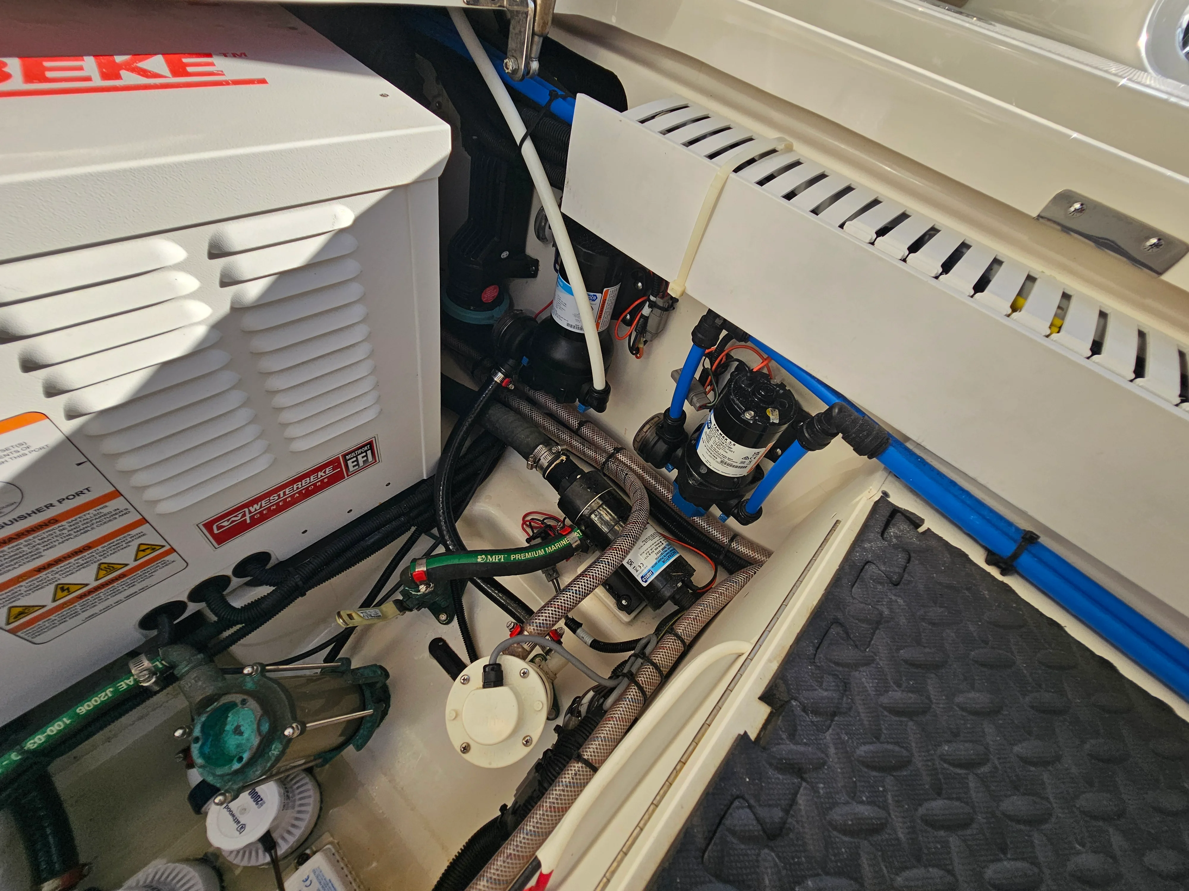 2021 Boston Whaler 350 REALM Image Thumbnail #63