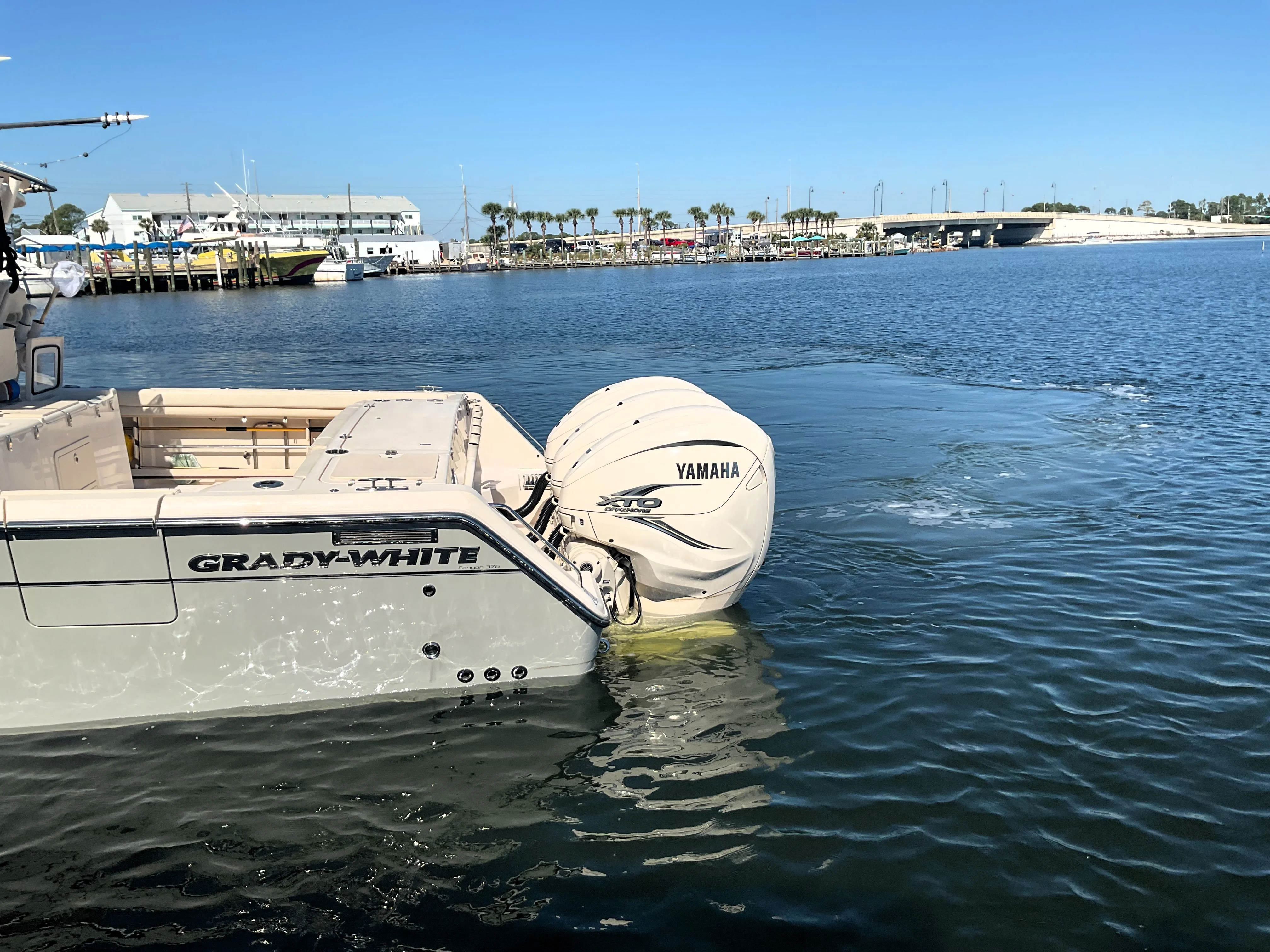 2022 Grady-White 376 Image Thumbnail #4