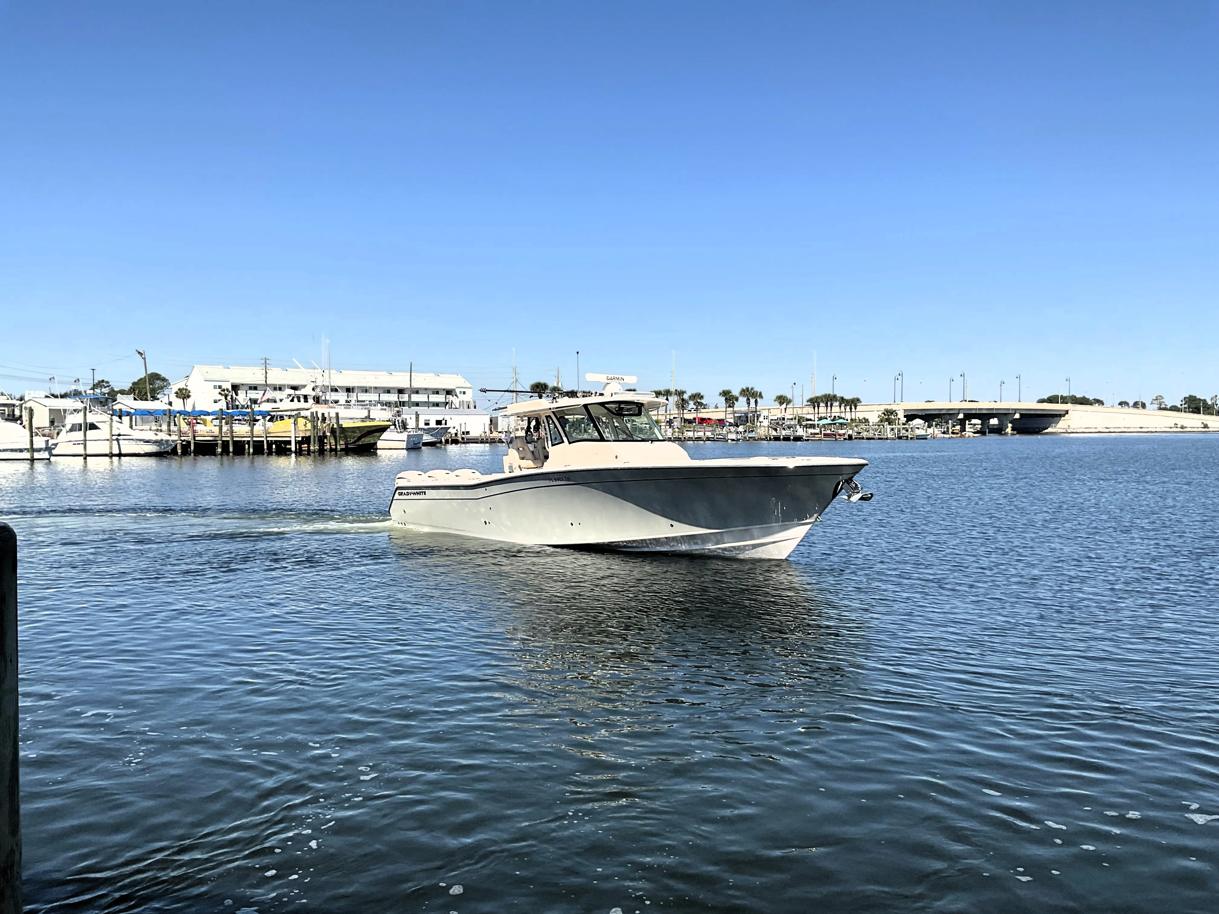 2022 Grady-White 376 Image Thumbnail #11