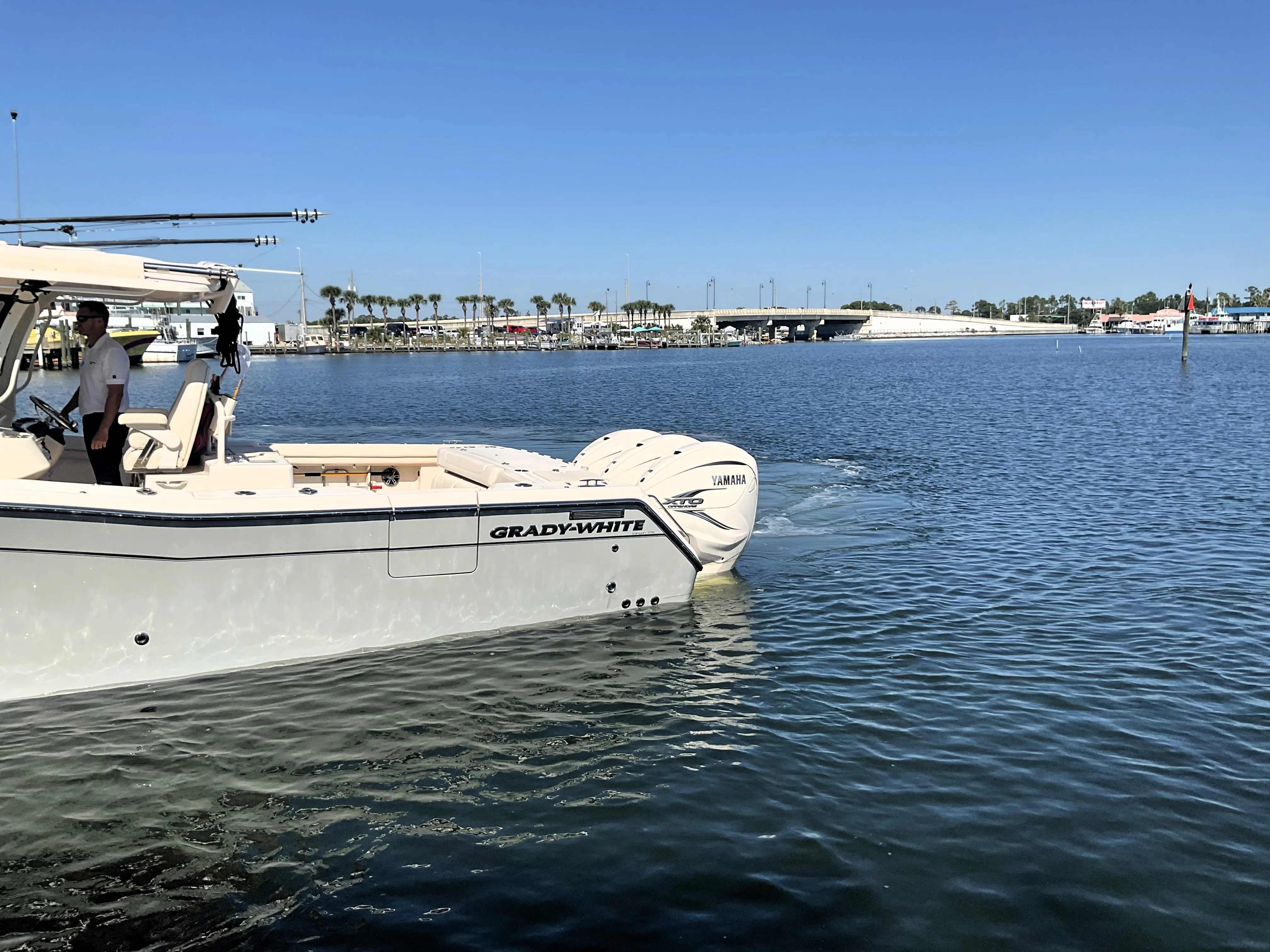 2022 Grady-White 376 Image Thumbnail #3