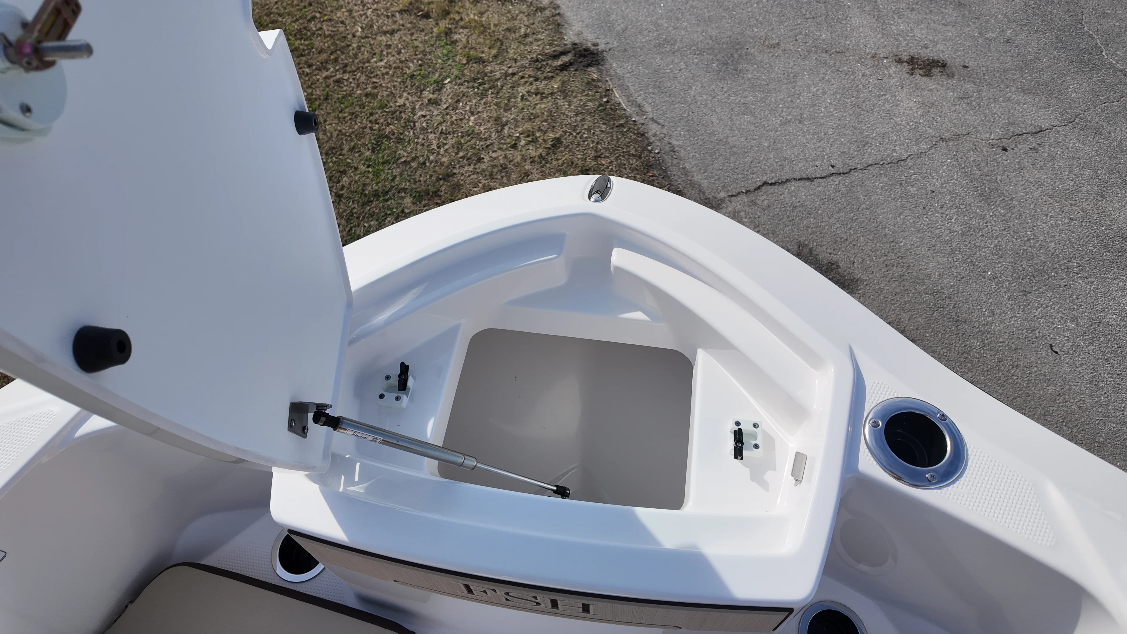 2026 Yamaha 255FSH SP E Image Thumbnail #24