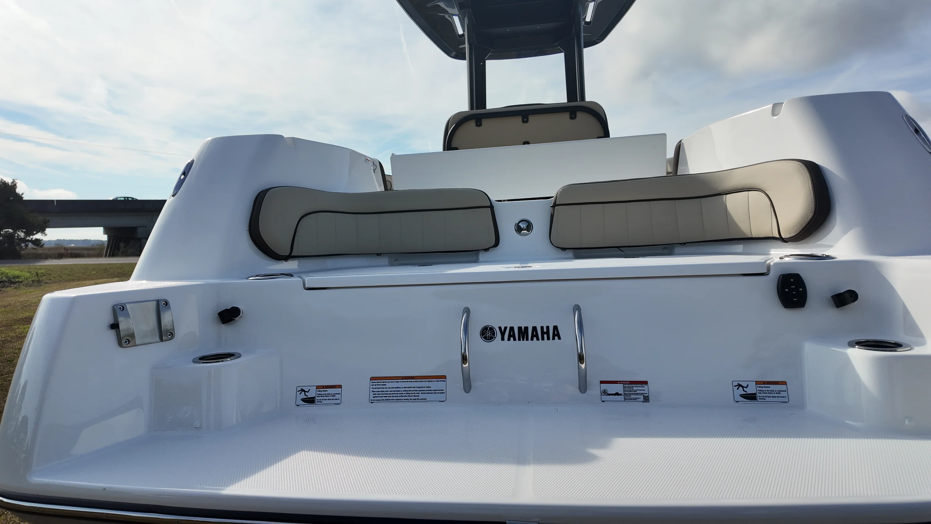 2026 Yamaha 255FSH SP E Image Thumbnail #4