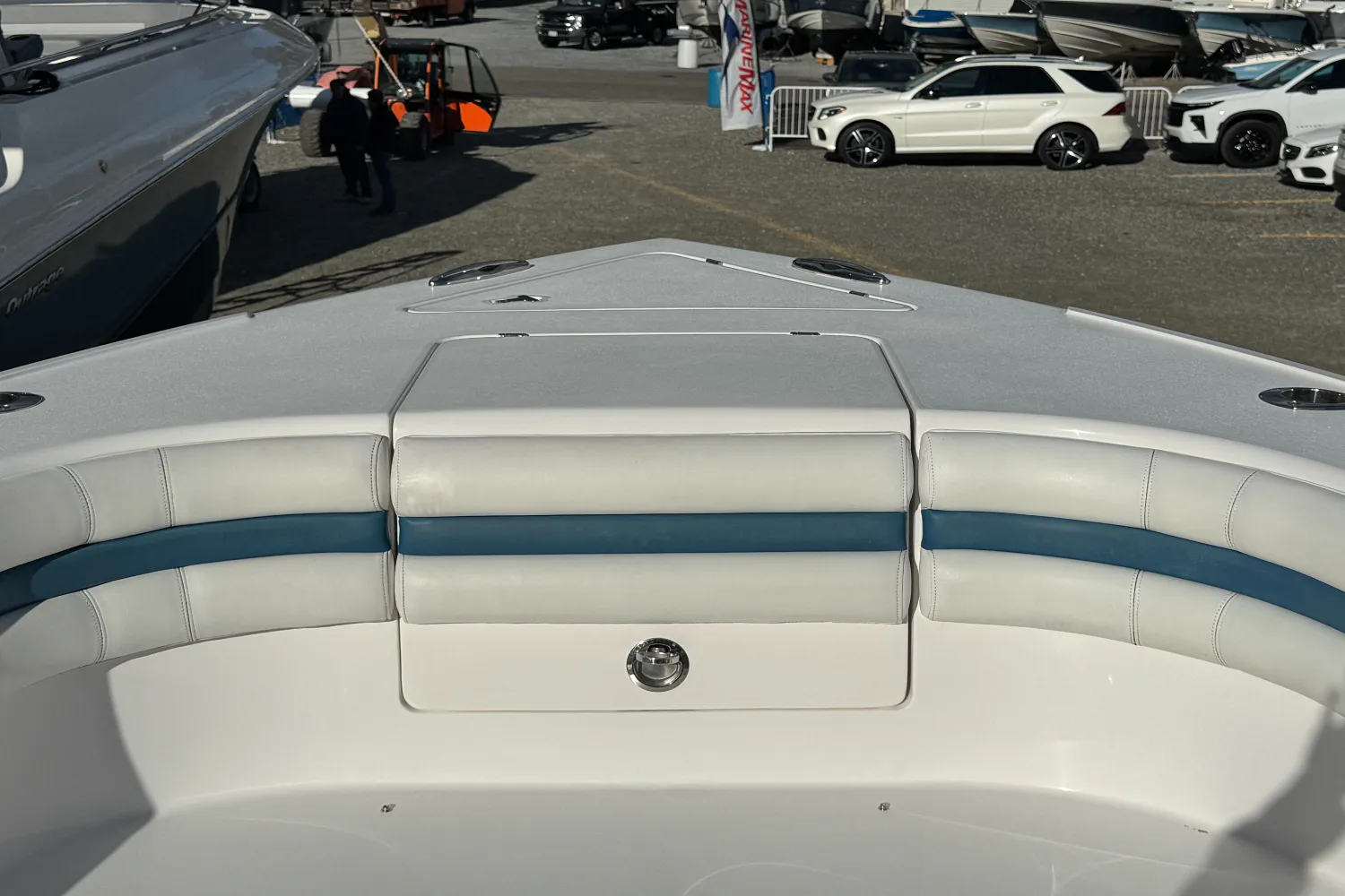 2017 Intrepid 400 Image Thumbnail #44