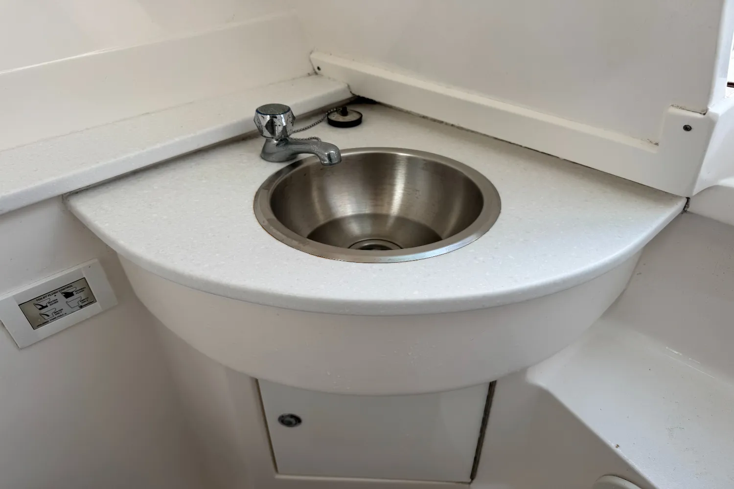 2017 Intrepid 400 Image Thumbnail #31