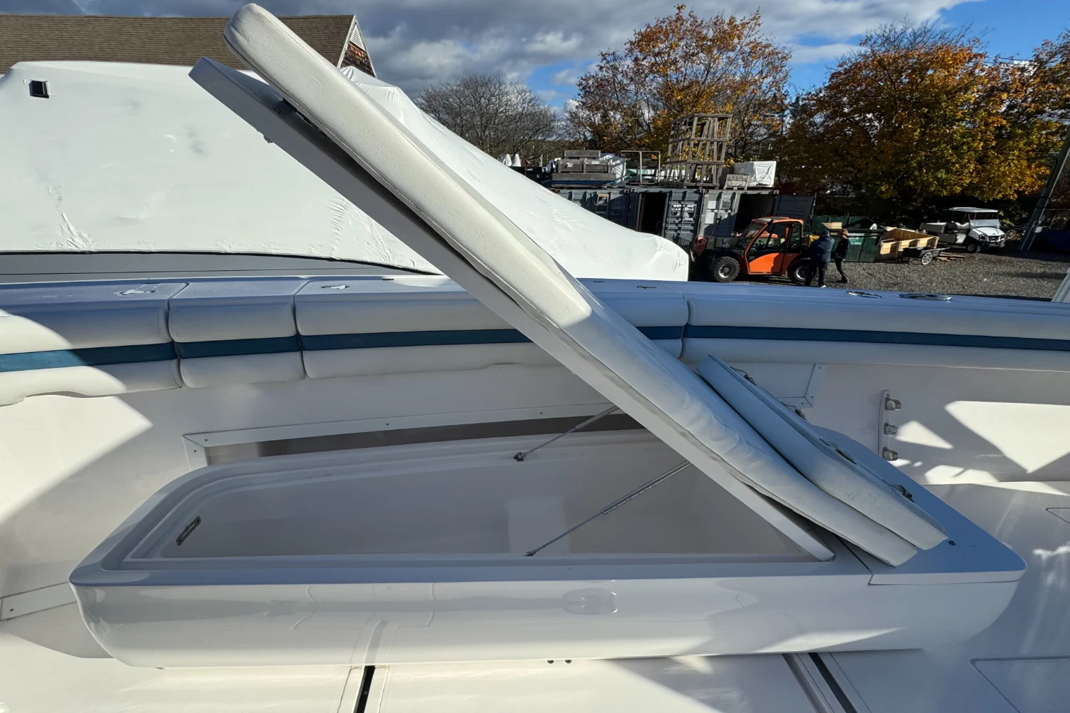 2017 Intrepid 400 Image Thumbnail #39