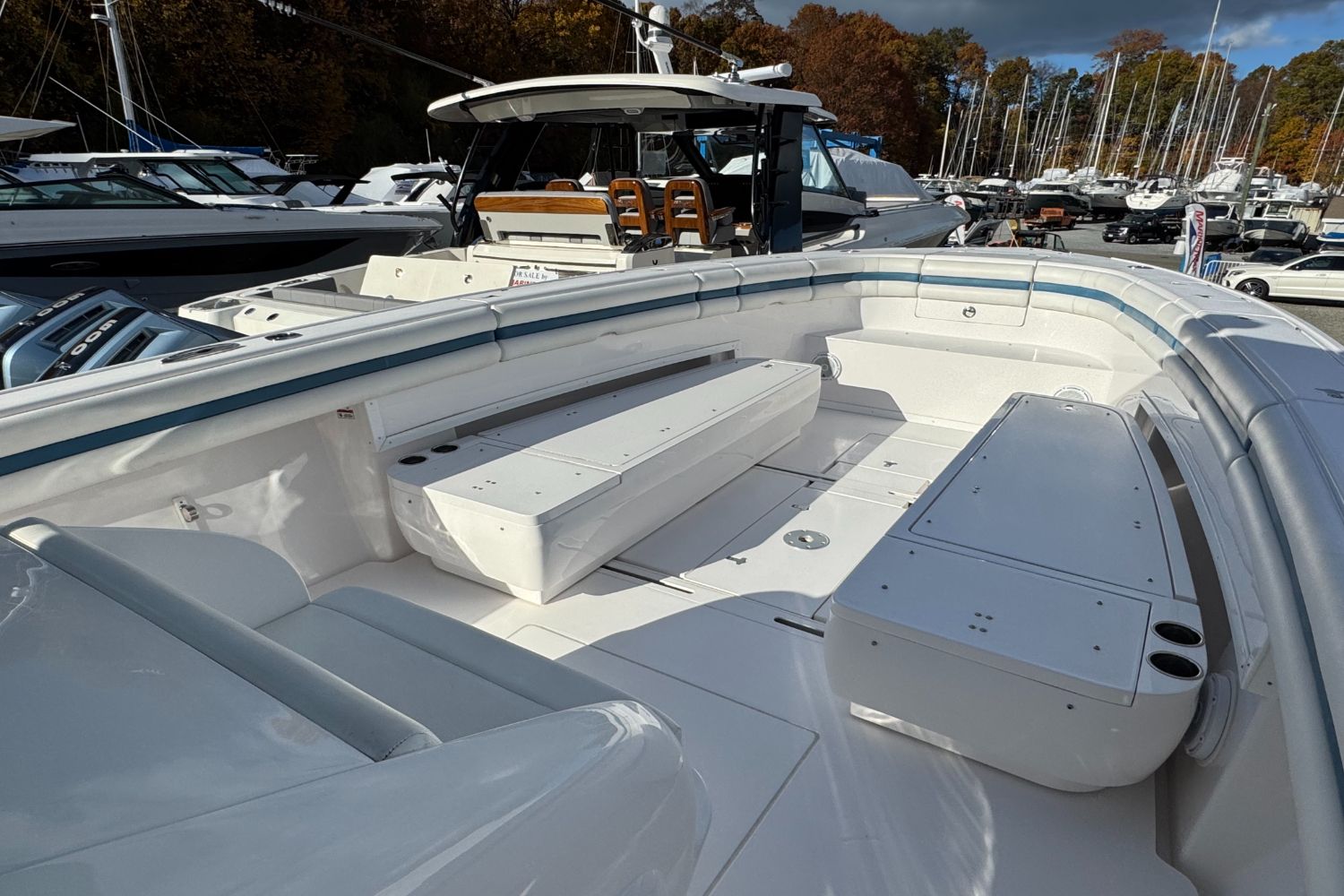 2017 Intrepid 400 Image Thumbnail #32