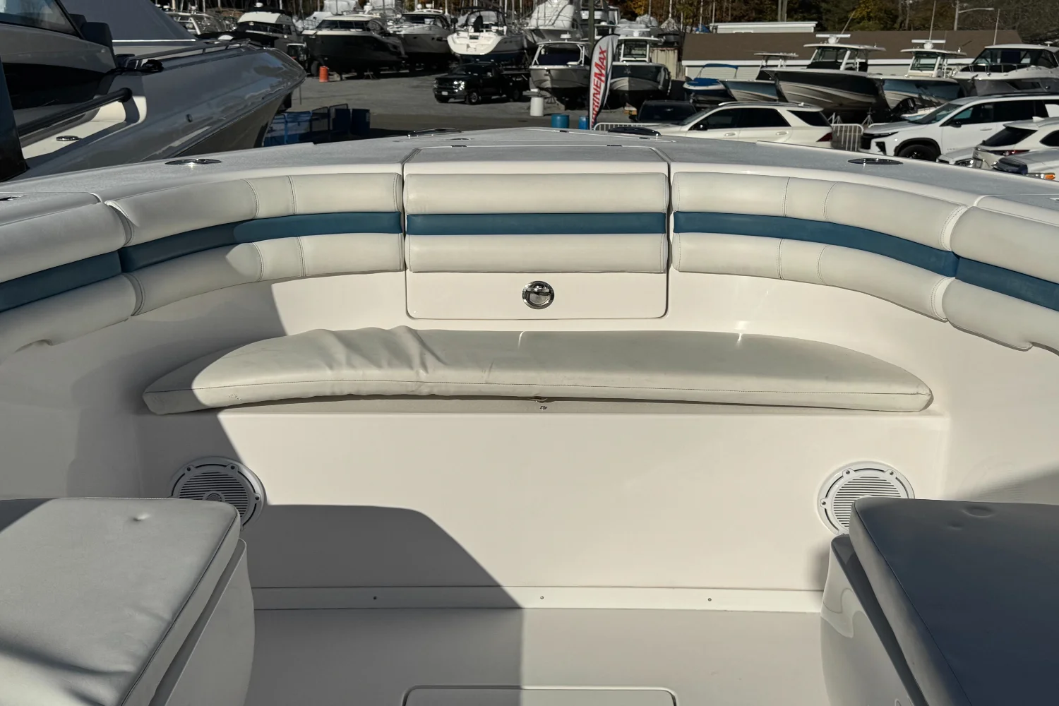 2017 Intrepid 400 Image Thumbnail #41