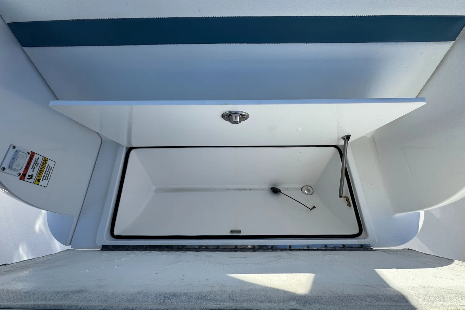 2017 Intrepid 400 Image Thumbnail #27