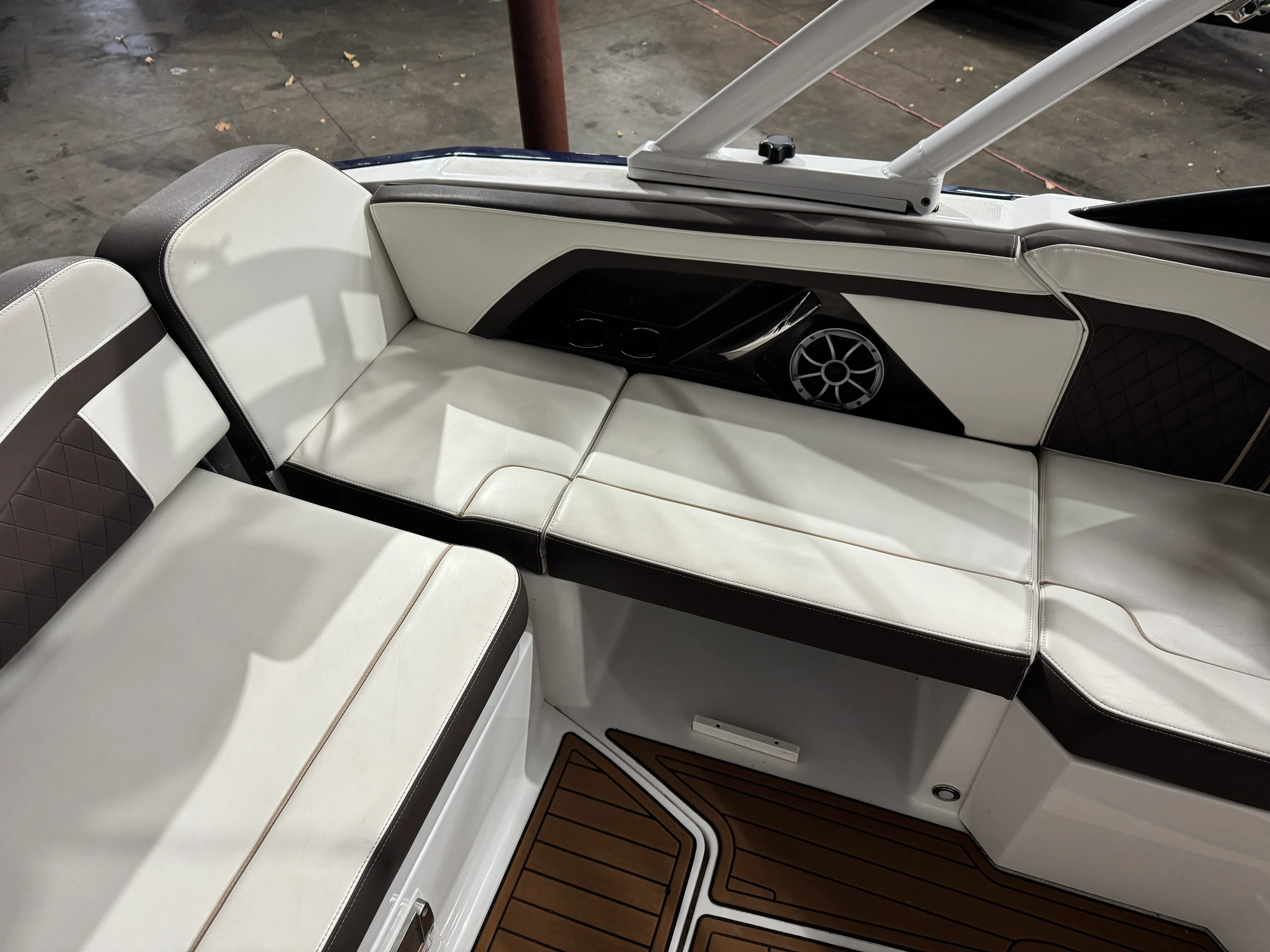 2018 Monterey 258SS Image Thumbnail #19