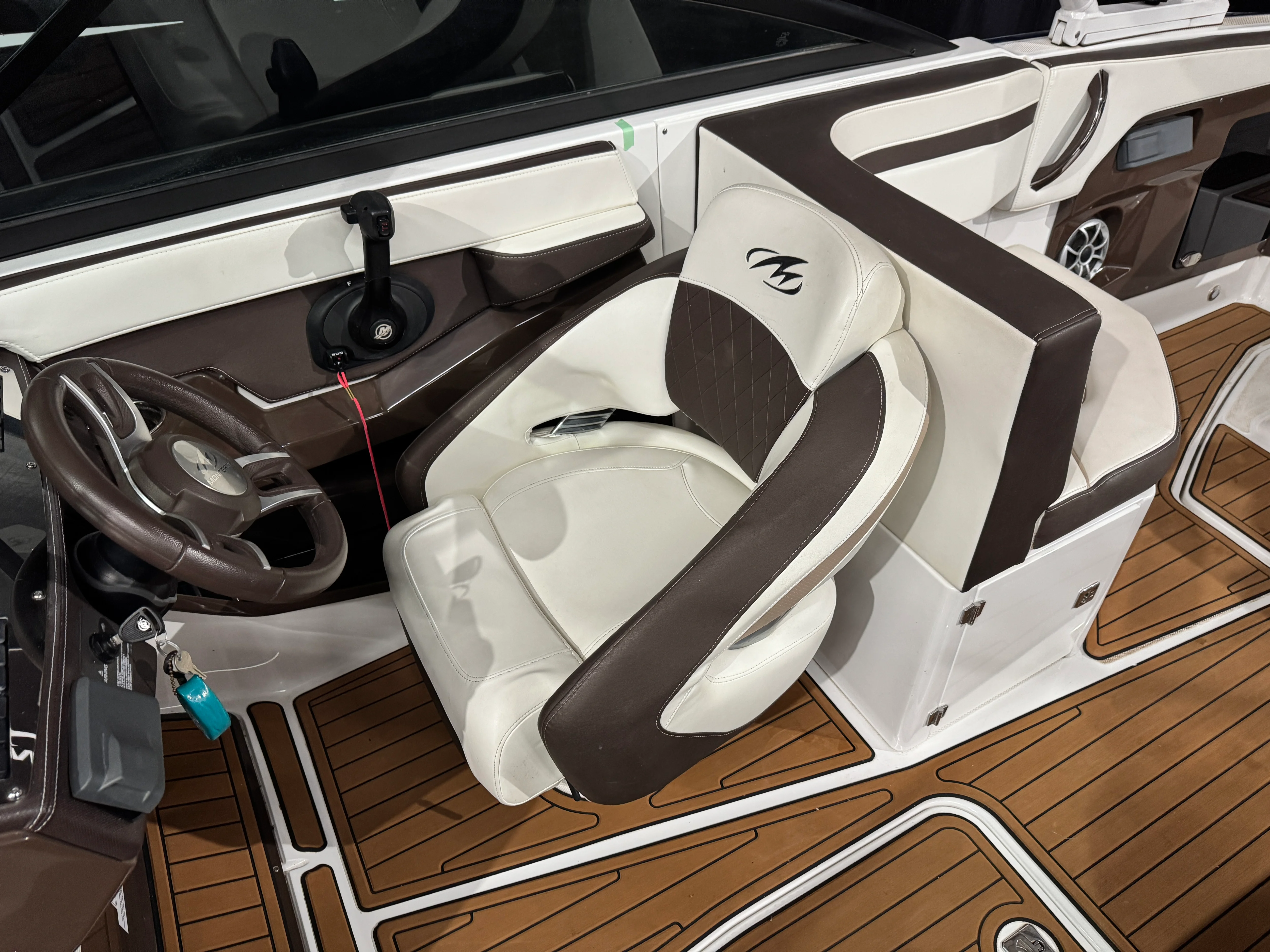 2018 Monterey 258SS Image Thumbnail #32