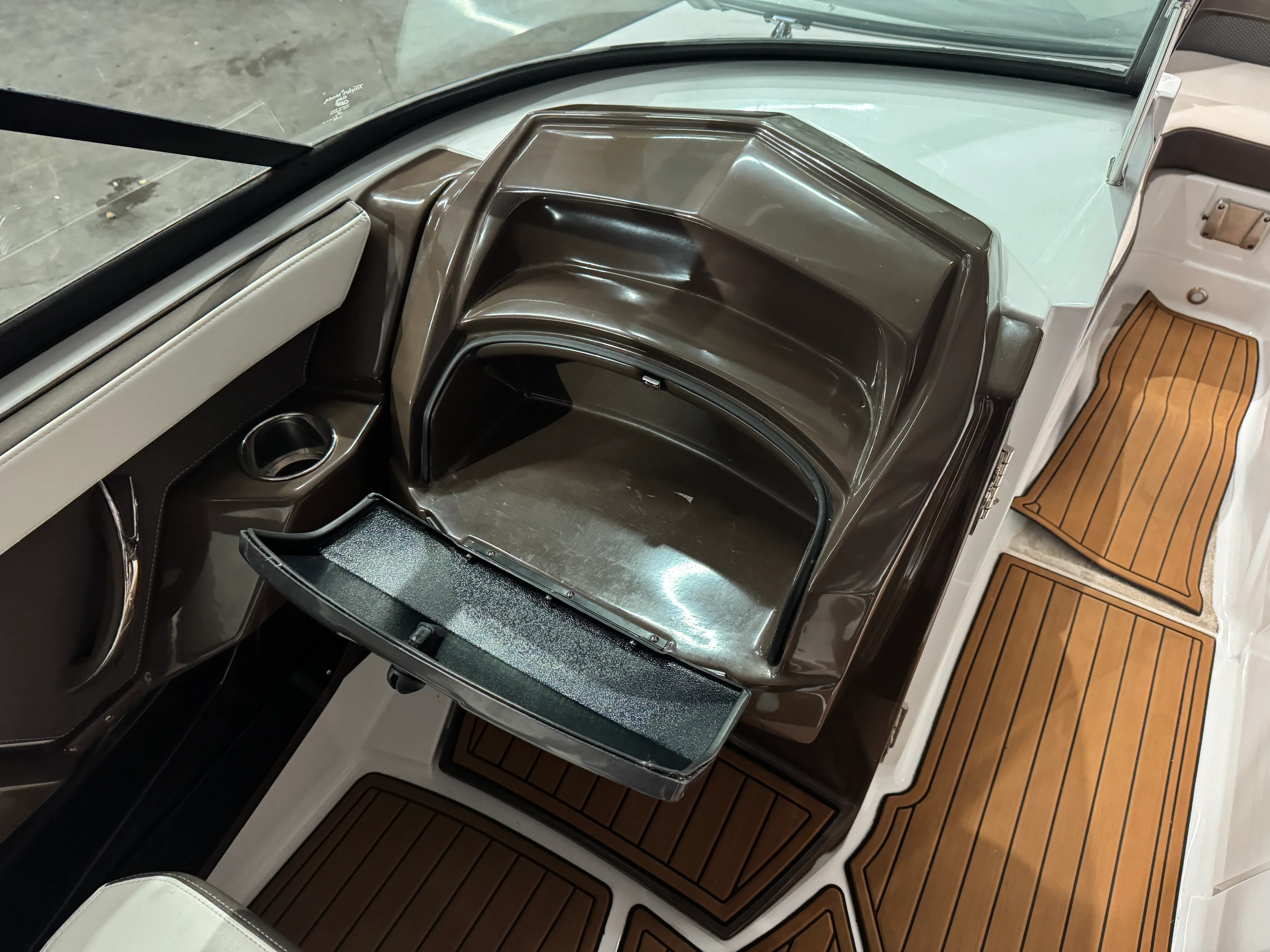 2018 Monterey 258SS Image Thumbnail #25