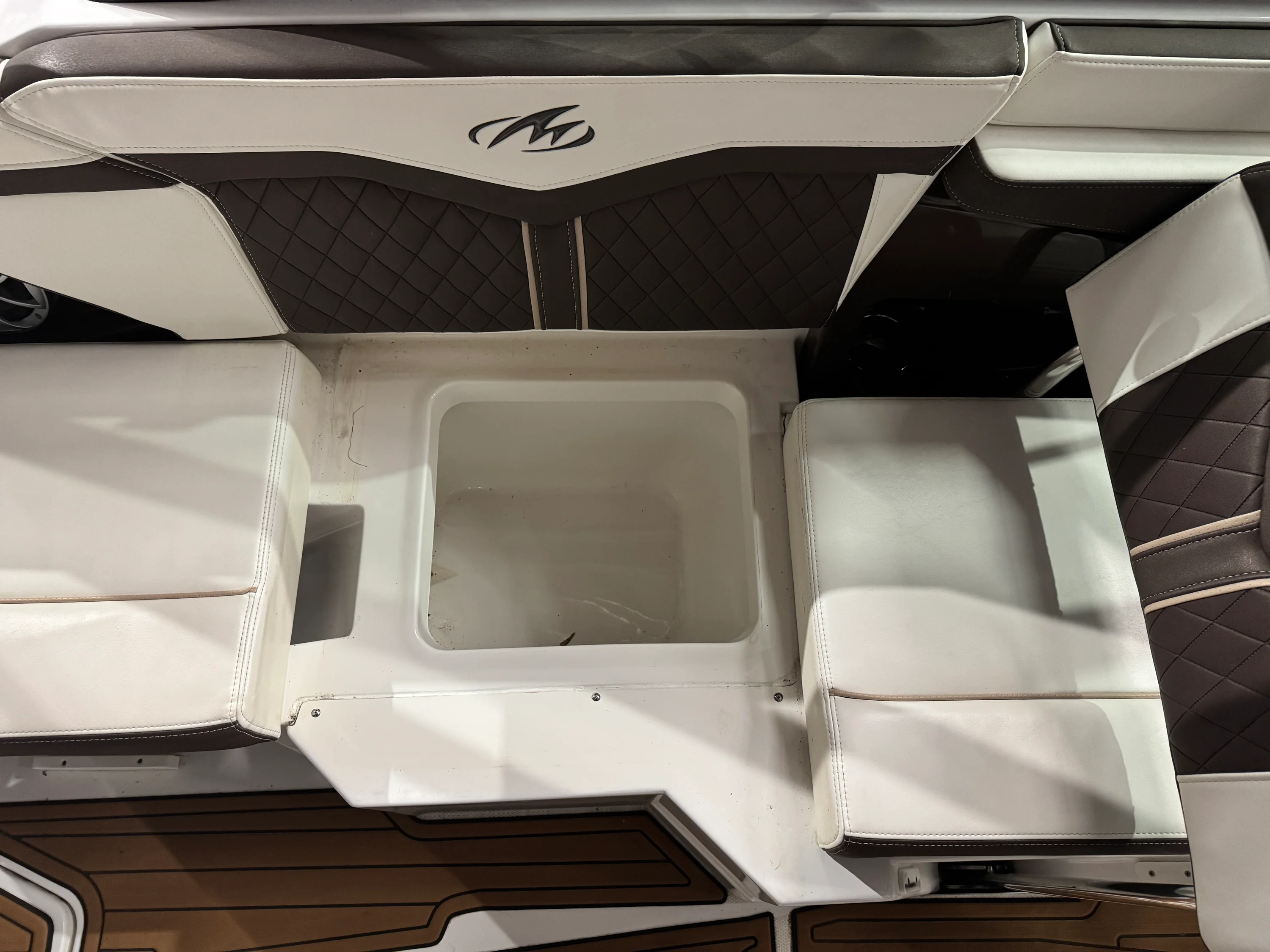 2018 Monterey 258SS Image Thumbnail #23