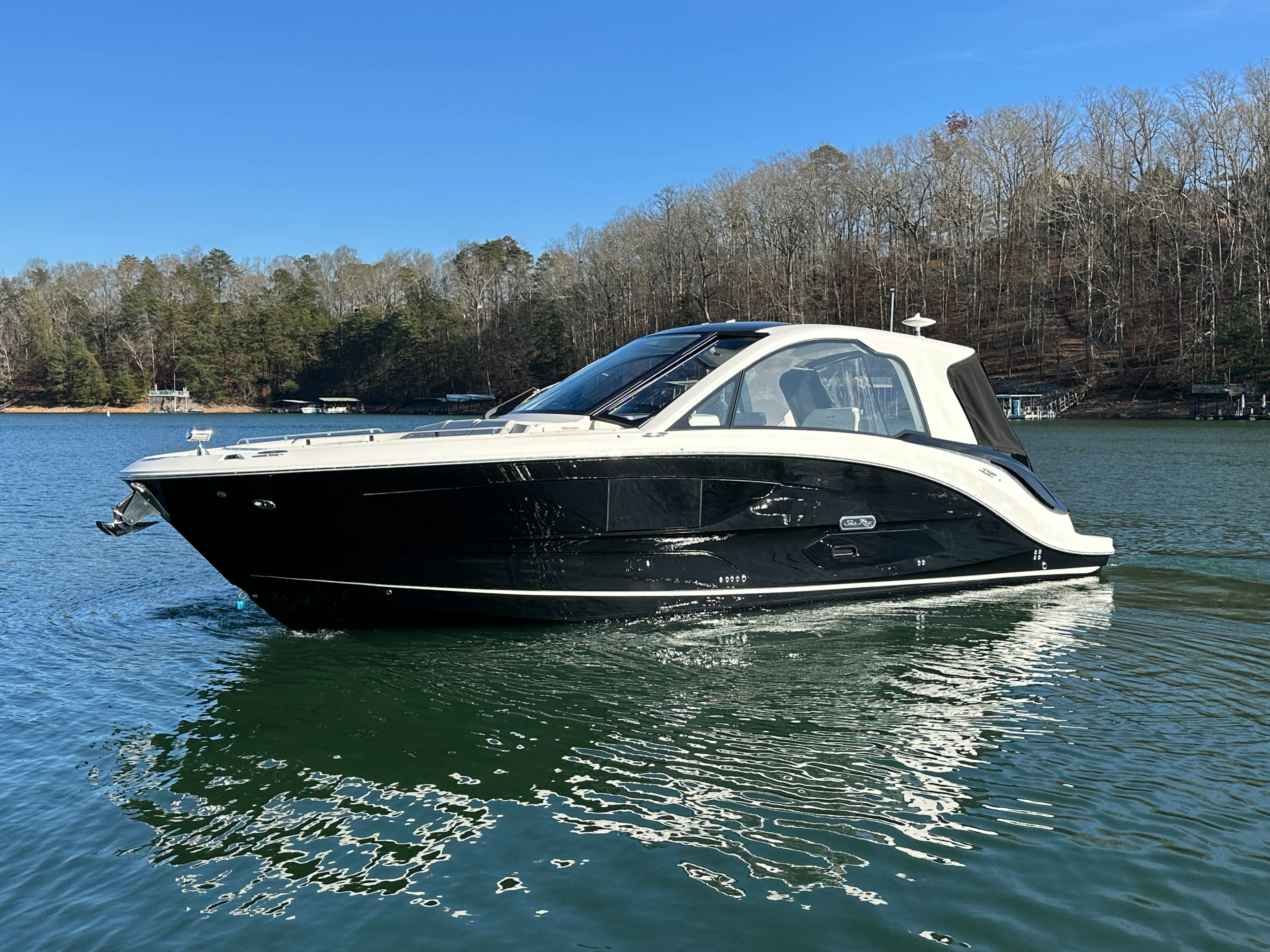 2026 Sea Ray Sundancer 370 Image Thumbnail #1