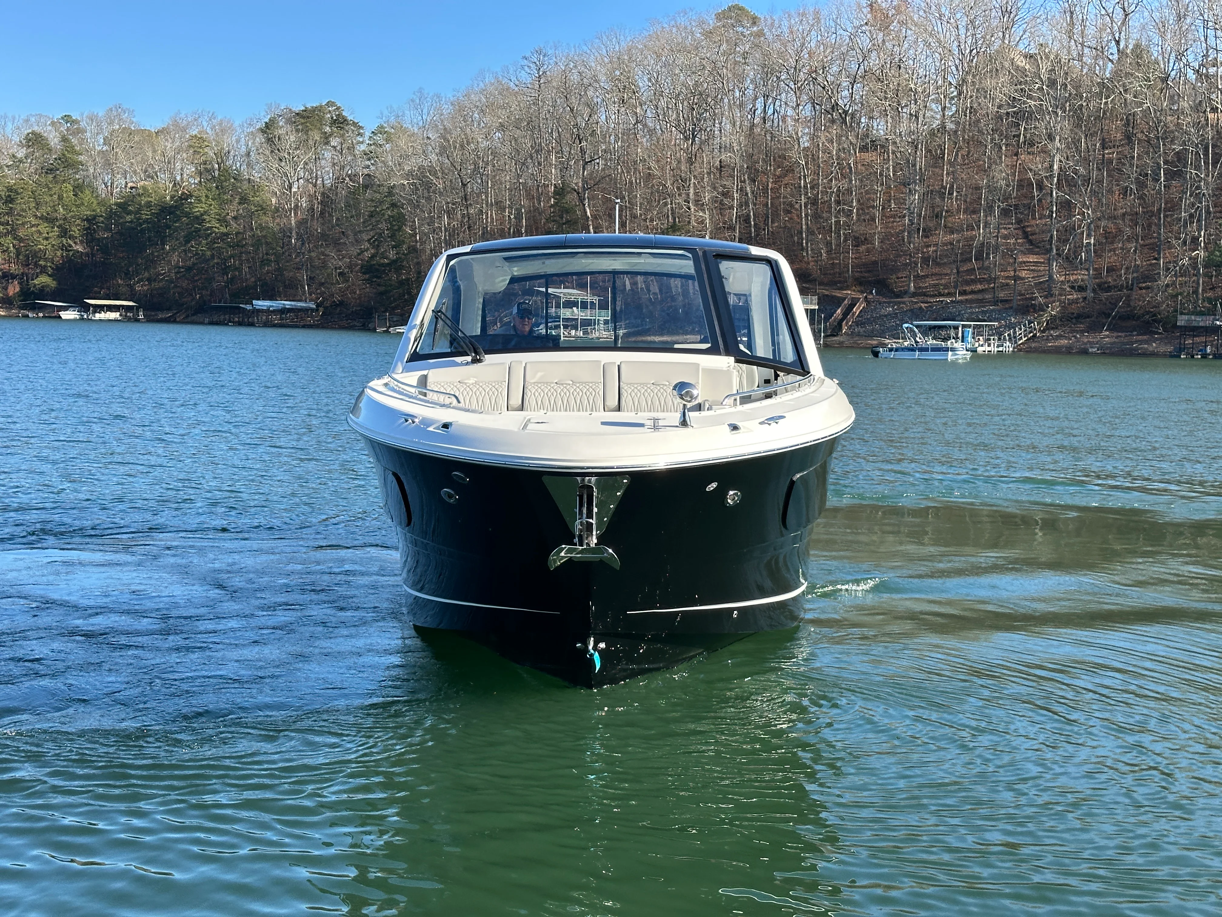 2026 Sea Ray Sundancer 370 Image Thumbnail #2