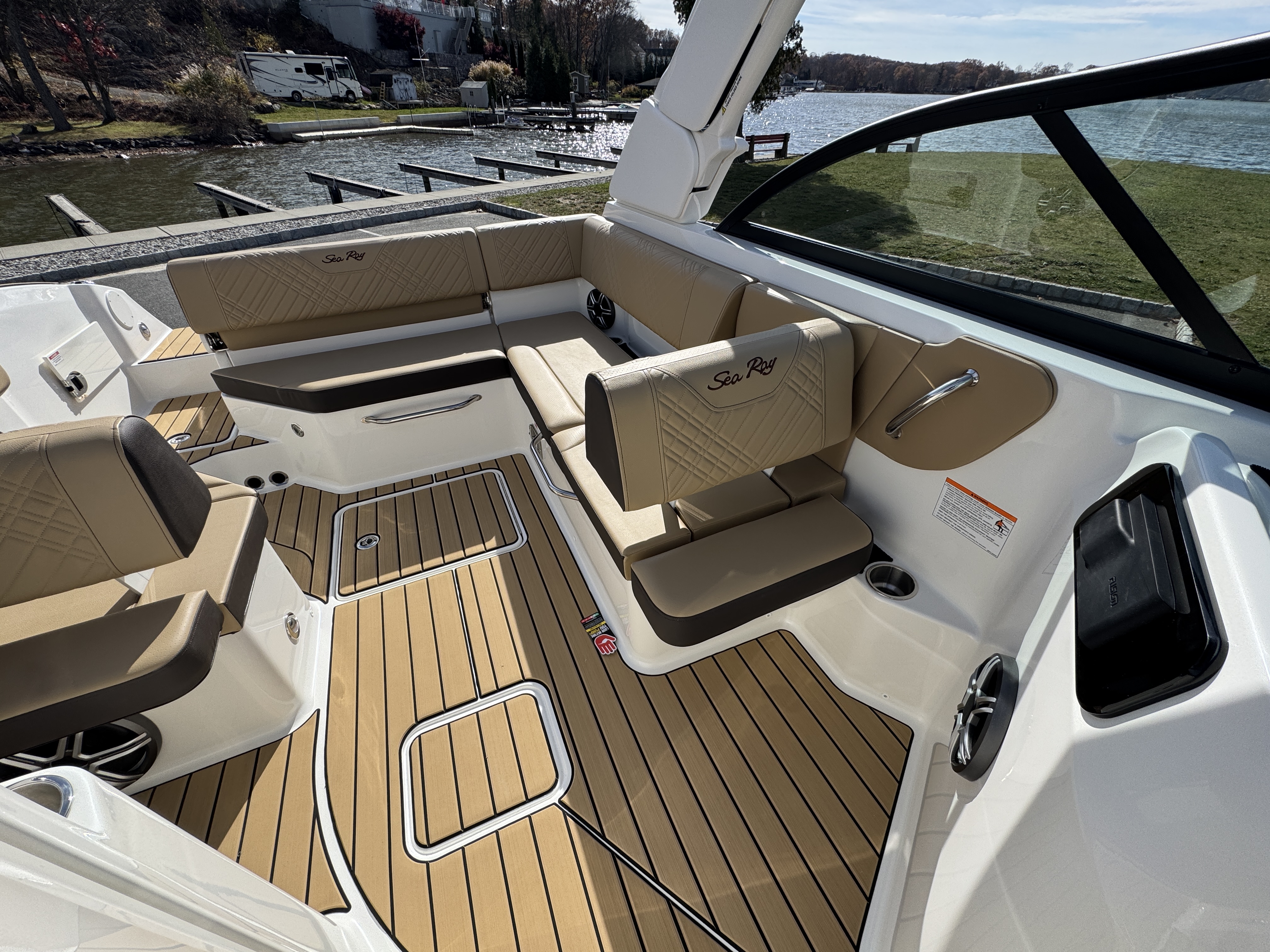 2026 Sea Ray SDX 230 Image Thumbnail #29