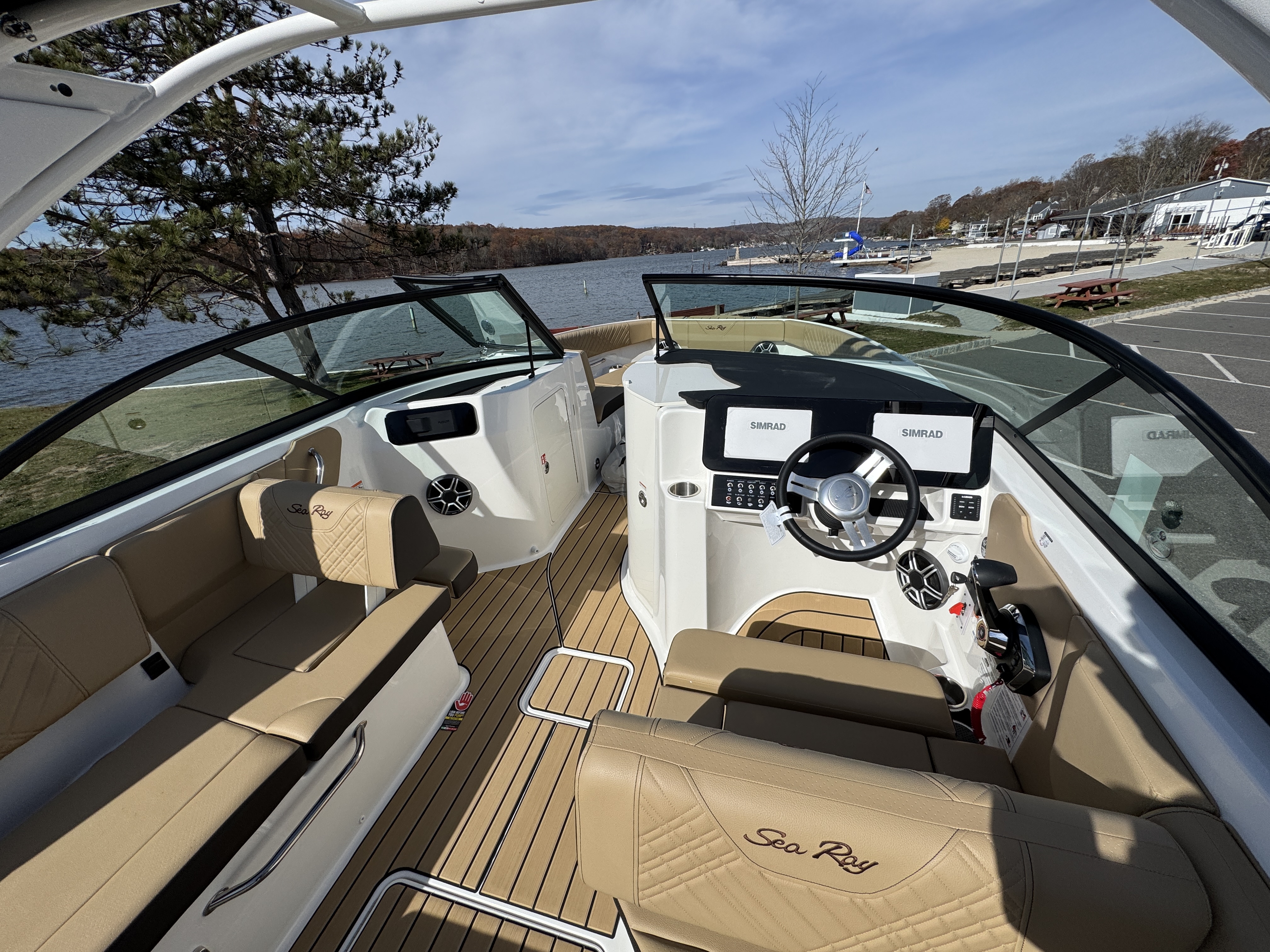 2026 Sea Ray SDX 230 Image Thumbnail #27