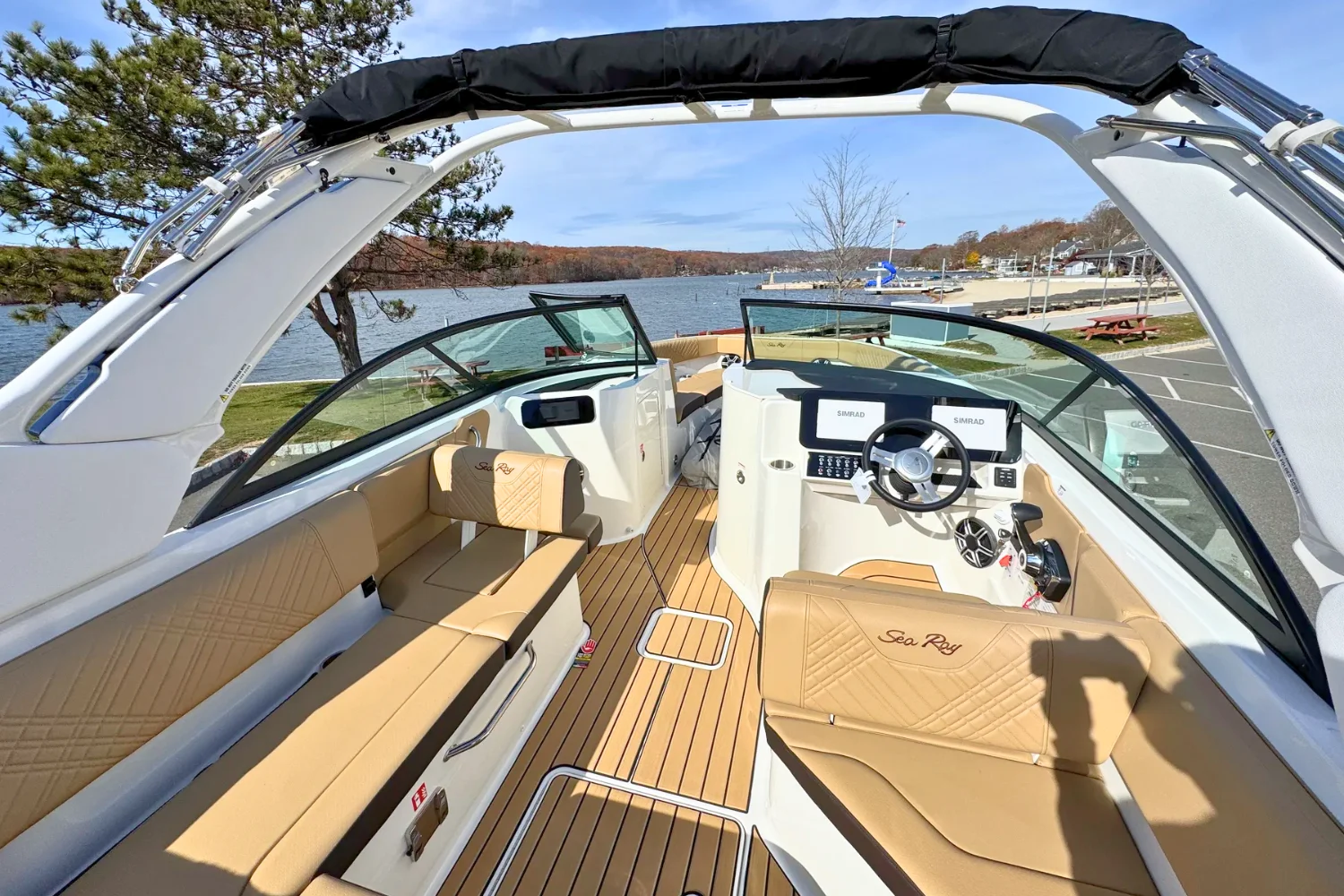 2026 Sea Ray SDX 230 Image Thumbnail #8