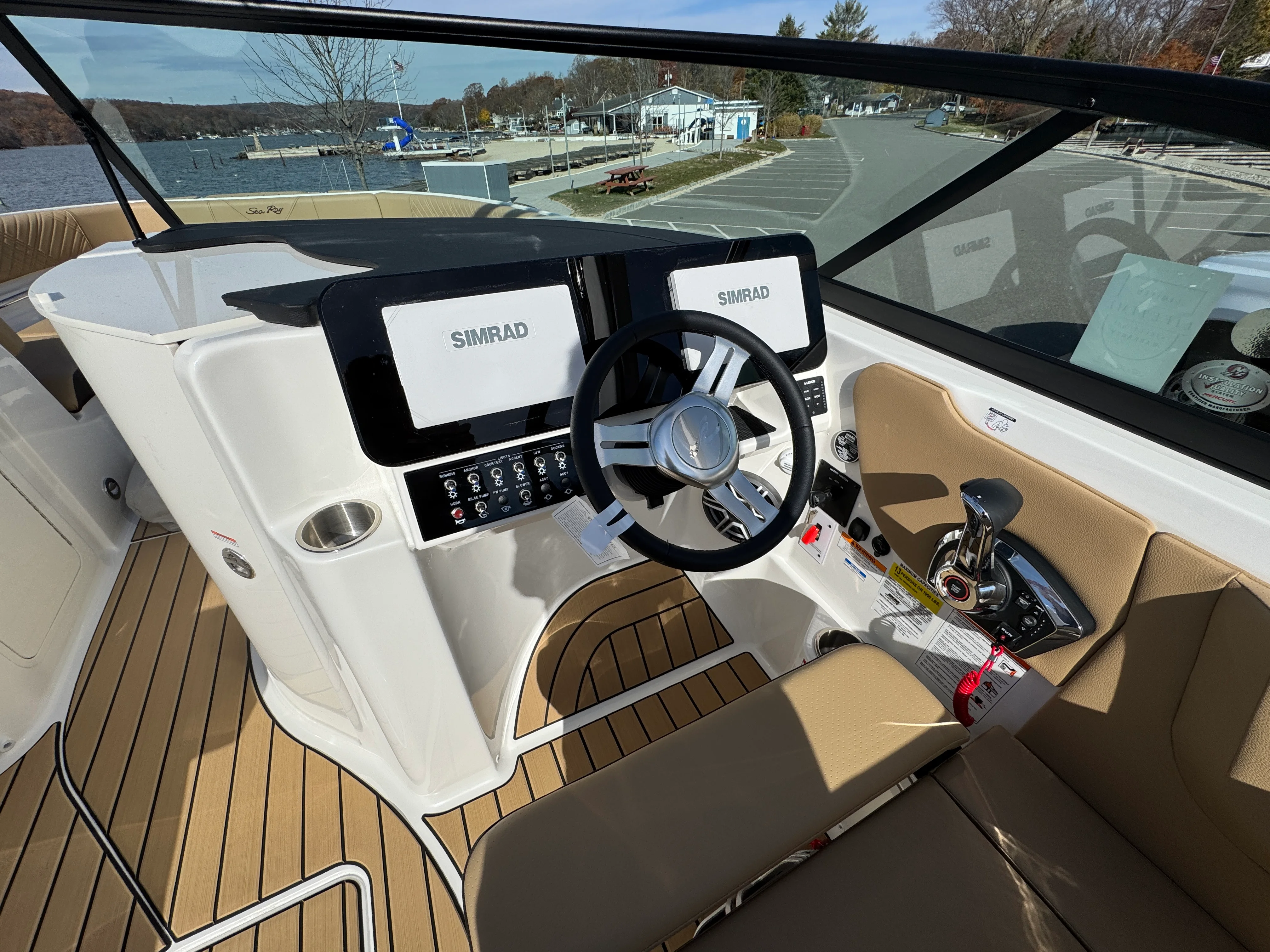 2026 Sea Ray SDX 230 Image Thumbnail #14