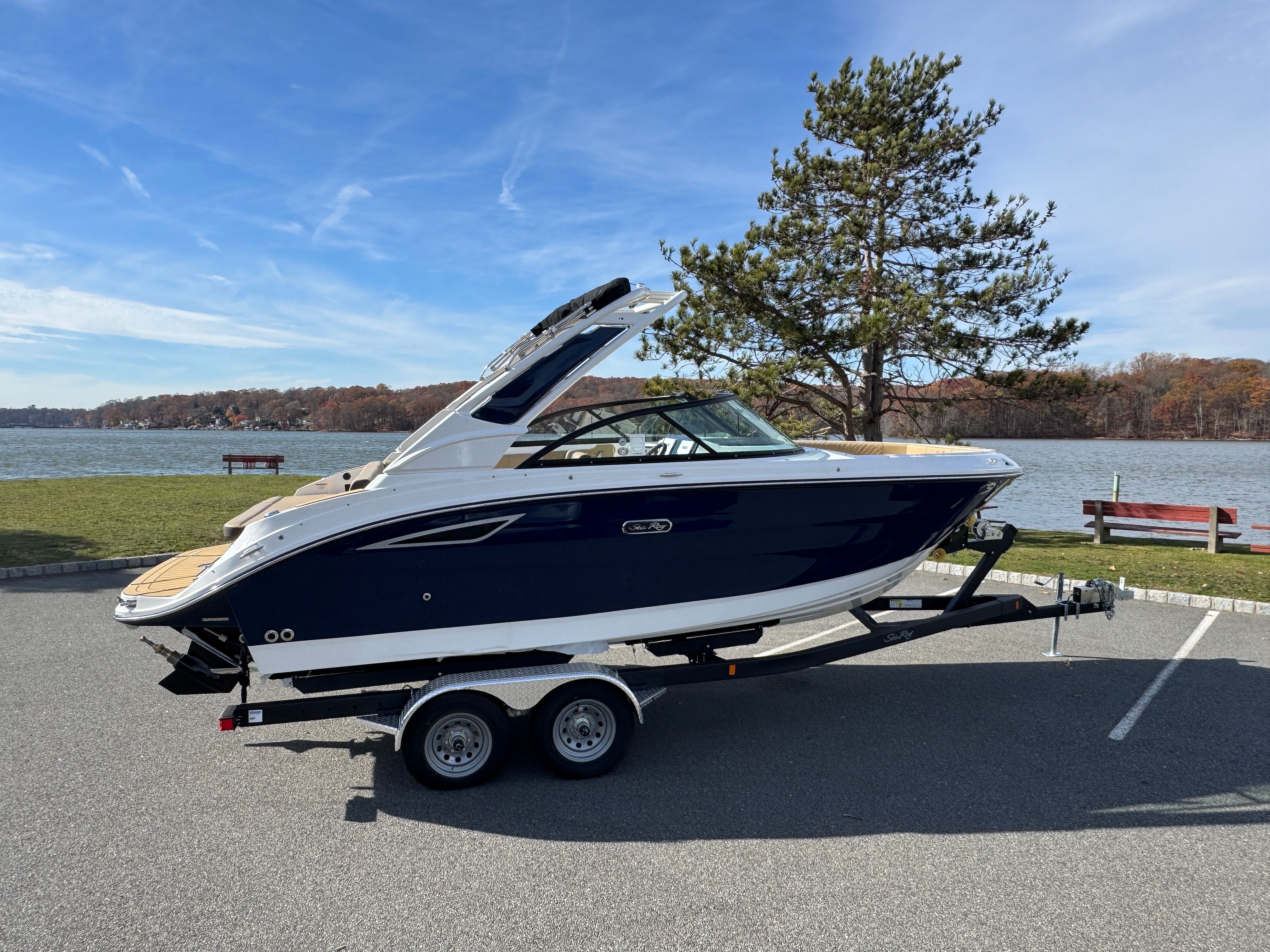 2026 Sea Ray SDX 230 Image Thumbnail #1