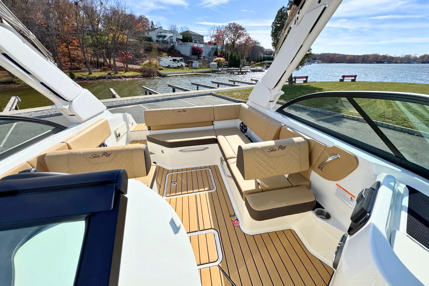 2026 Sea Ray SDX 230 Image Thumbnail #5