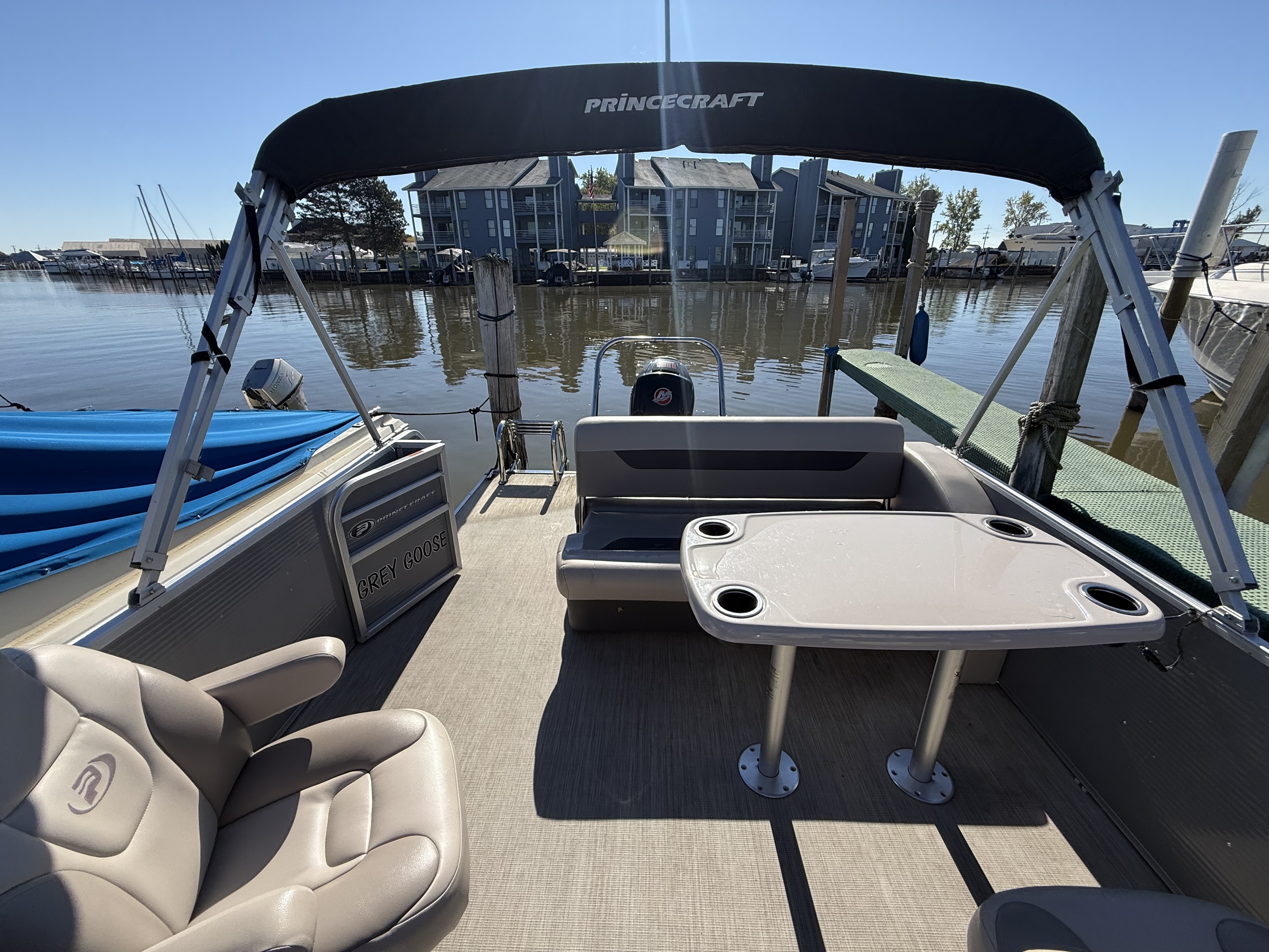 2020 Princecraft VECTRA 23 Image Thumbnail #9