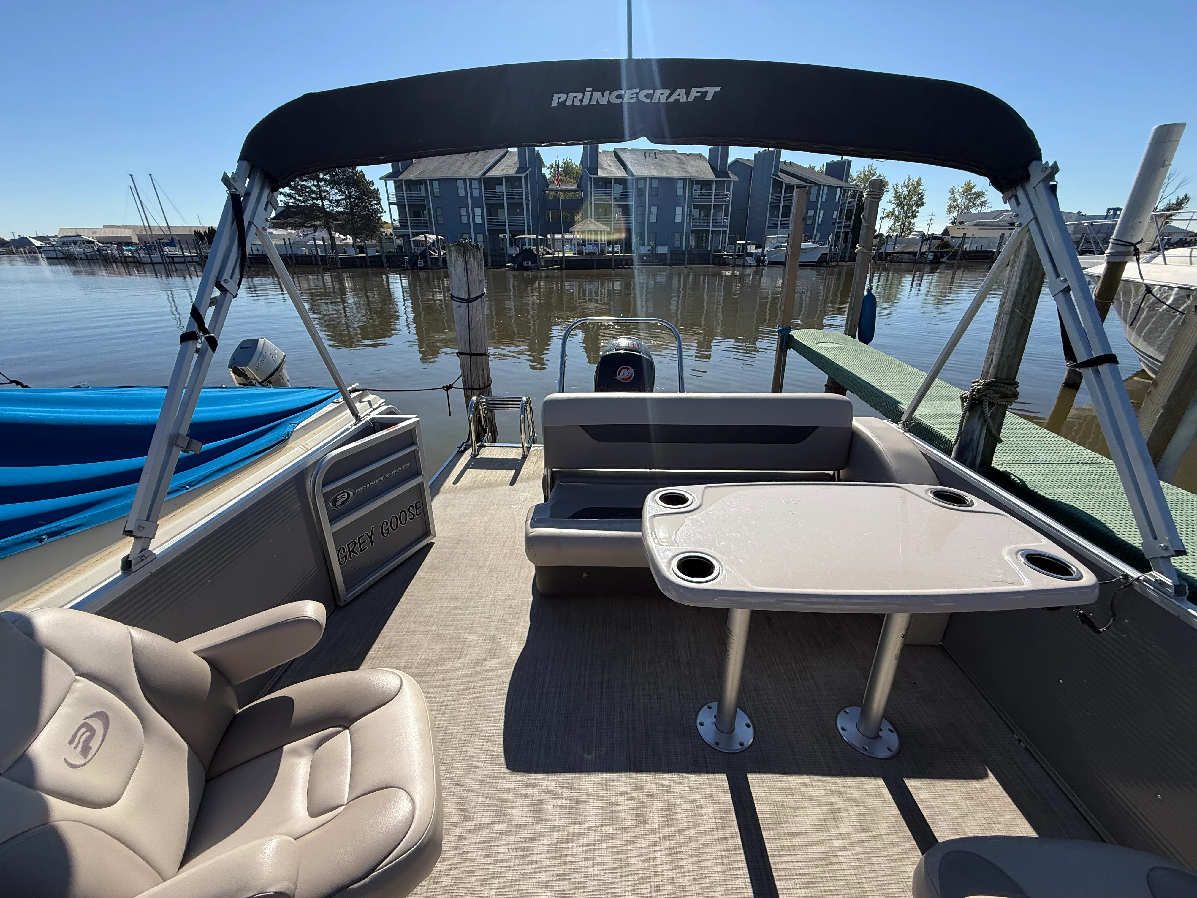 2020 Princecraft VECTRA 23 Image Thumbnail #9