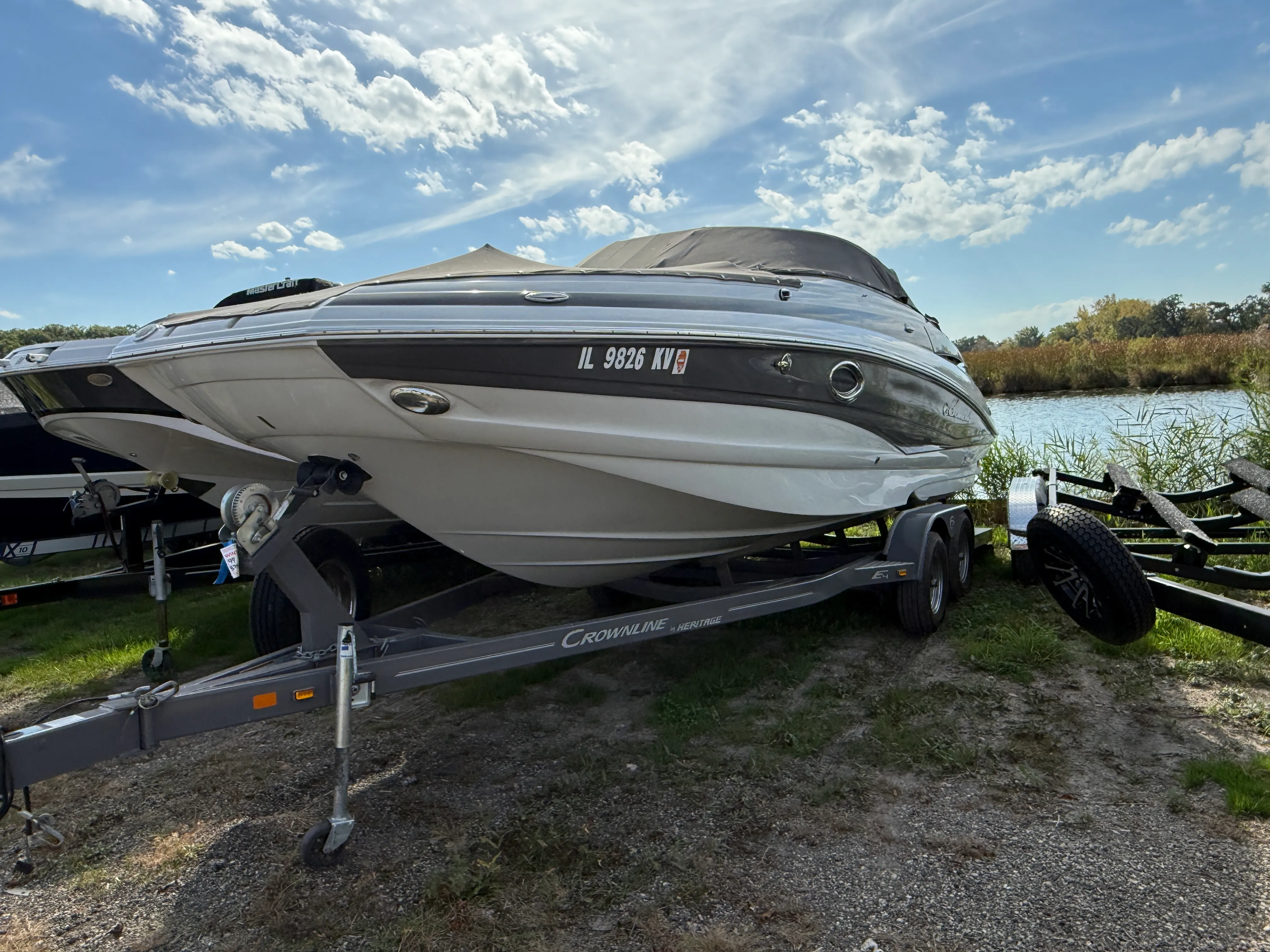 2017 Crownline E4 17 Image Thumbnail #1