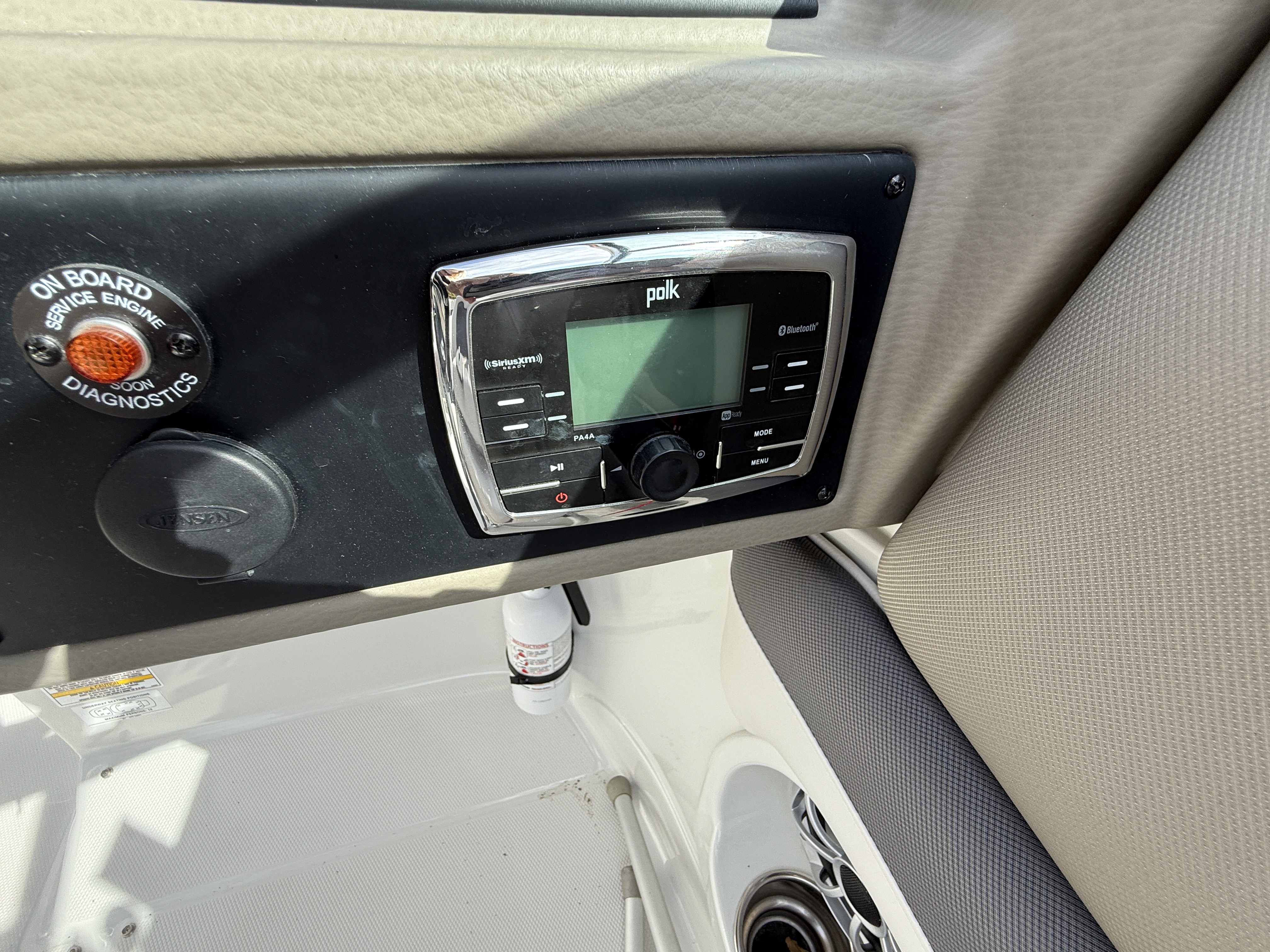 2017 Crownline E4 17 Image Thumbnail #15