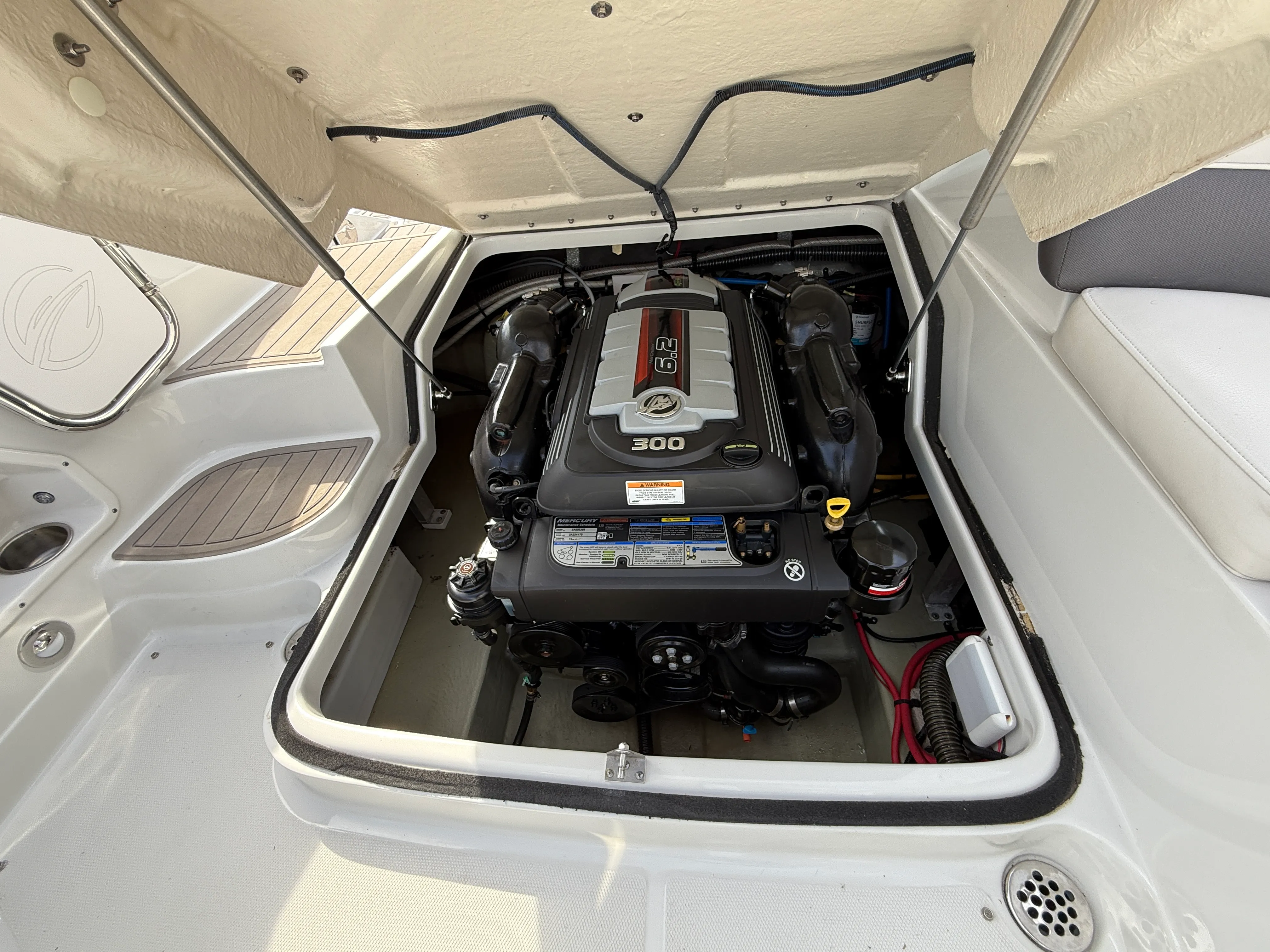 2017 Crownline E4 17 Image Thumbnail #34